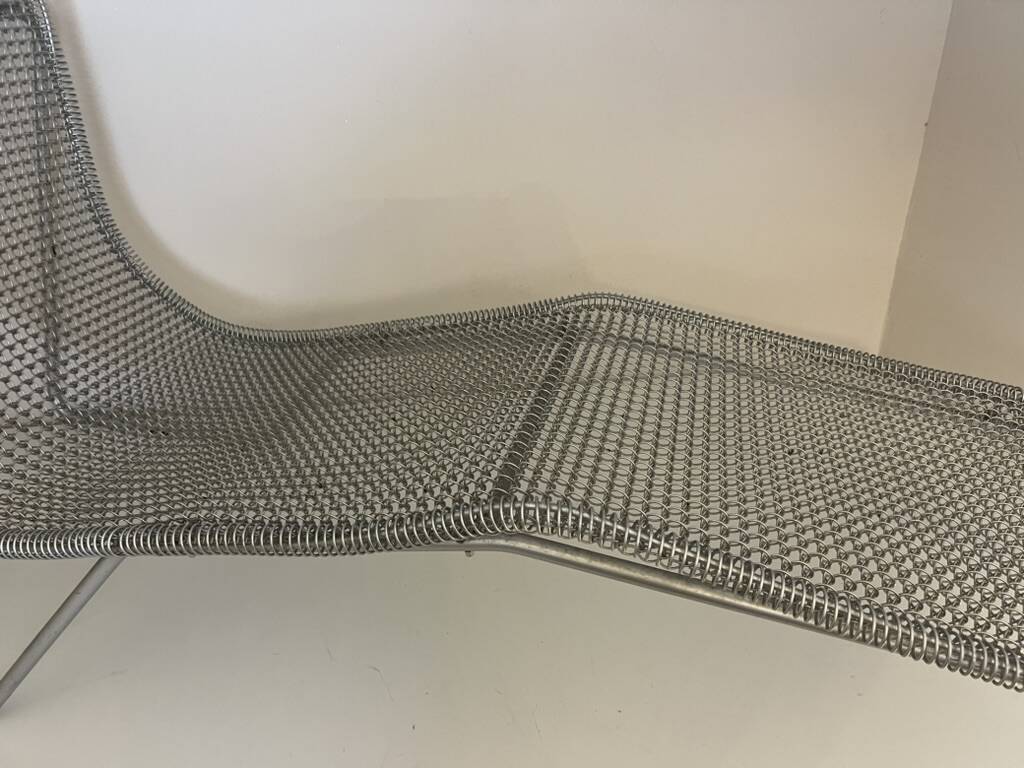 Ruffian chaise longue by Niall O'Flynn for Spectrum 1990s