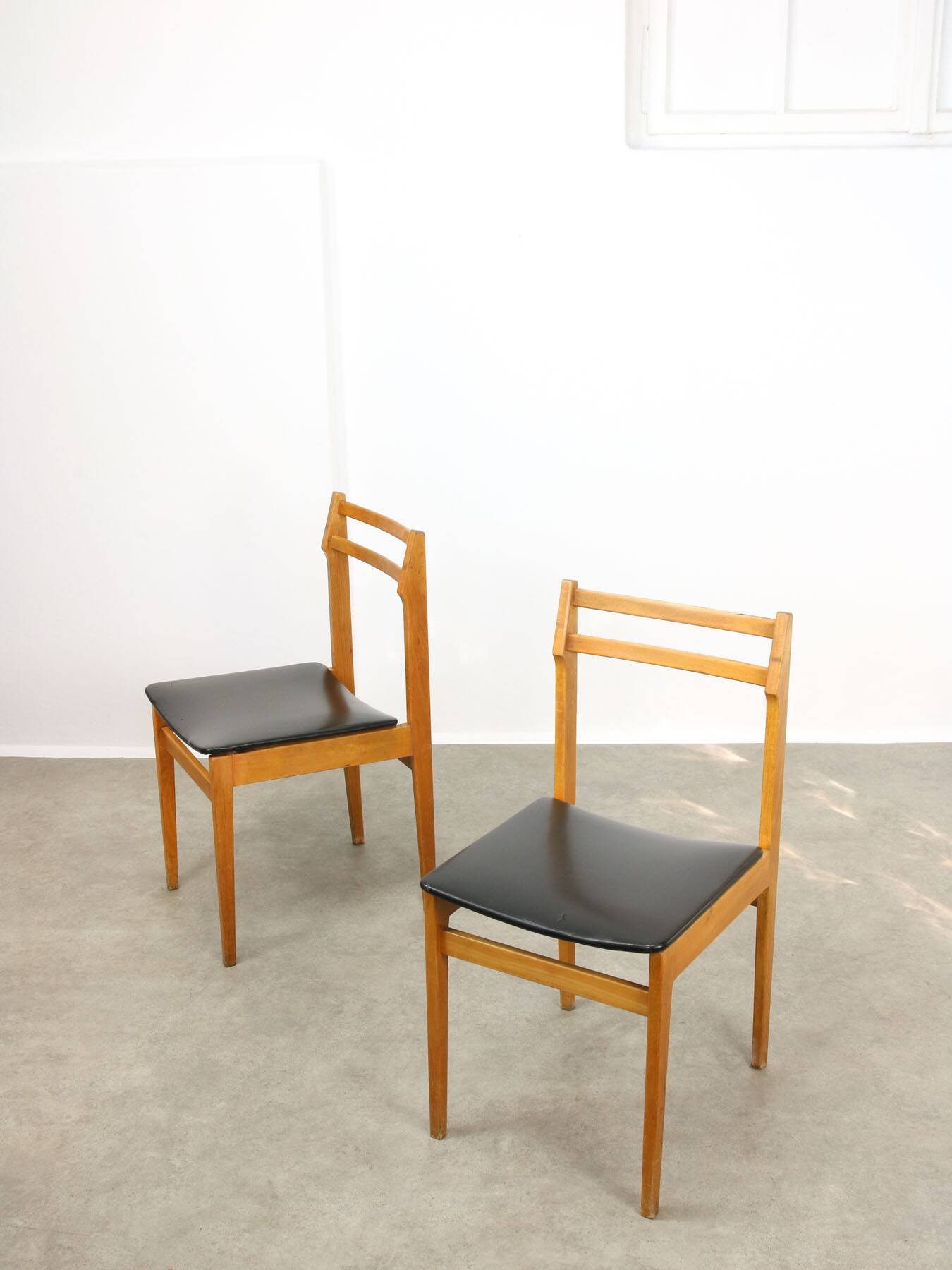 Vintage Chairs in style of Gio Ponti, 1970, set of 4