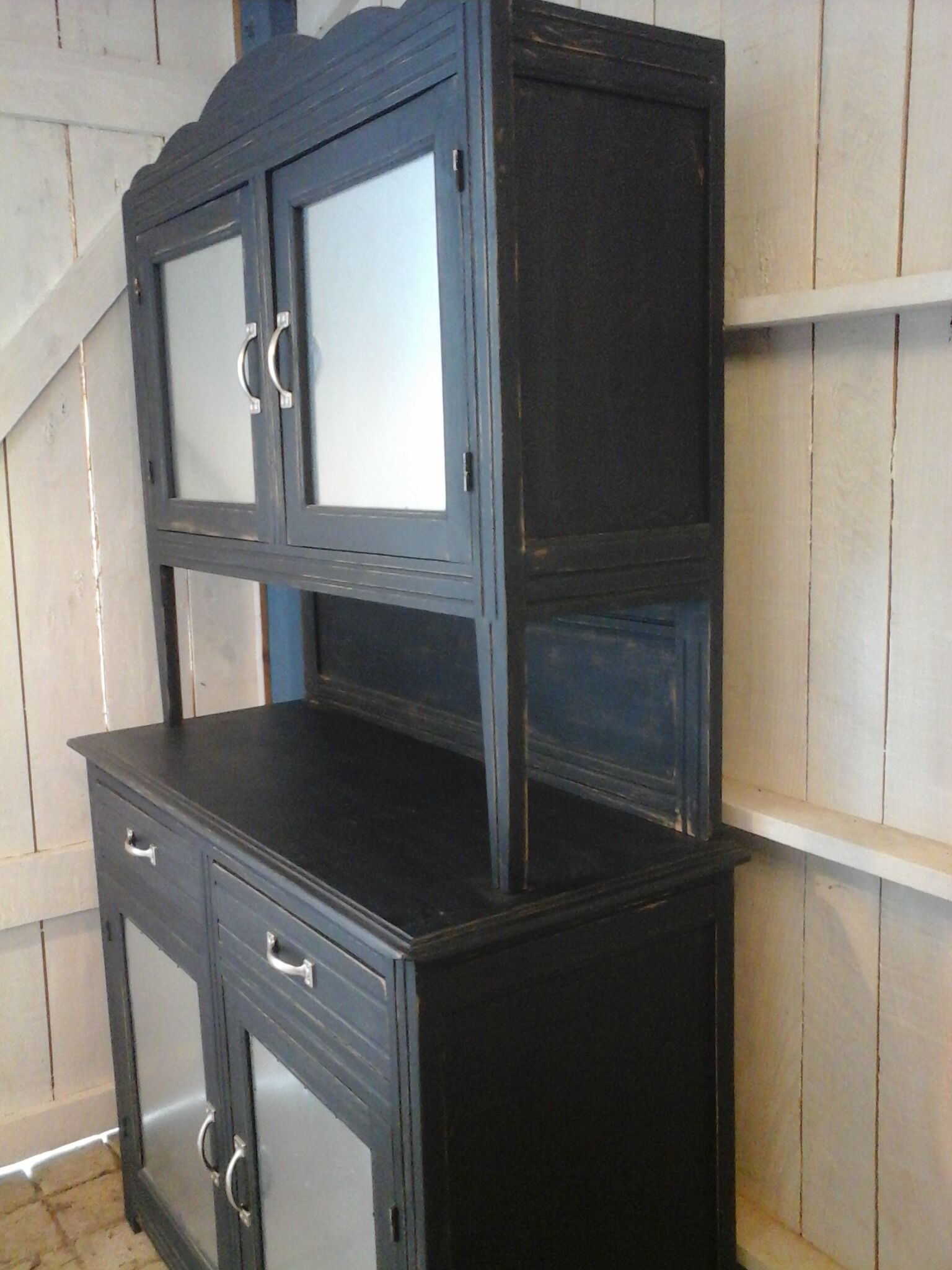 Seasy oak solid black patina and zinc