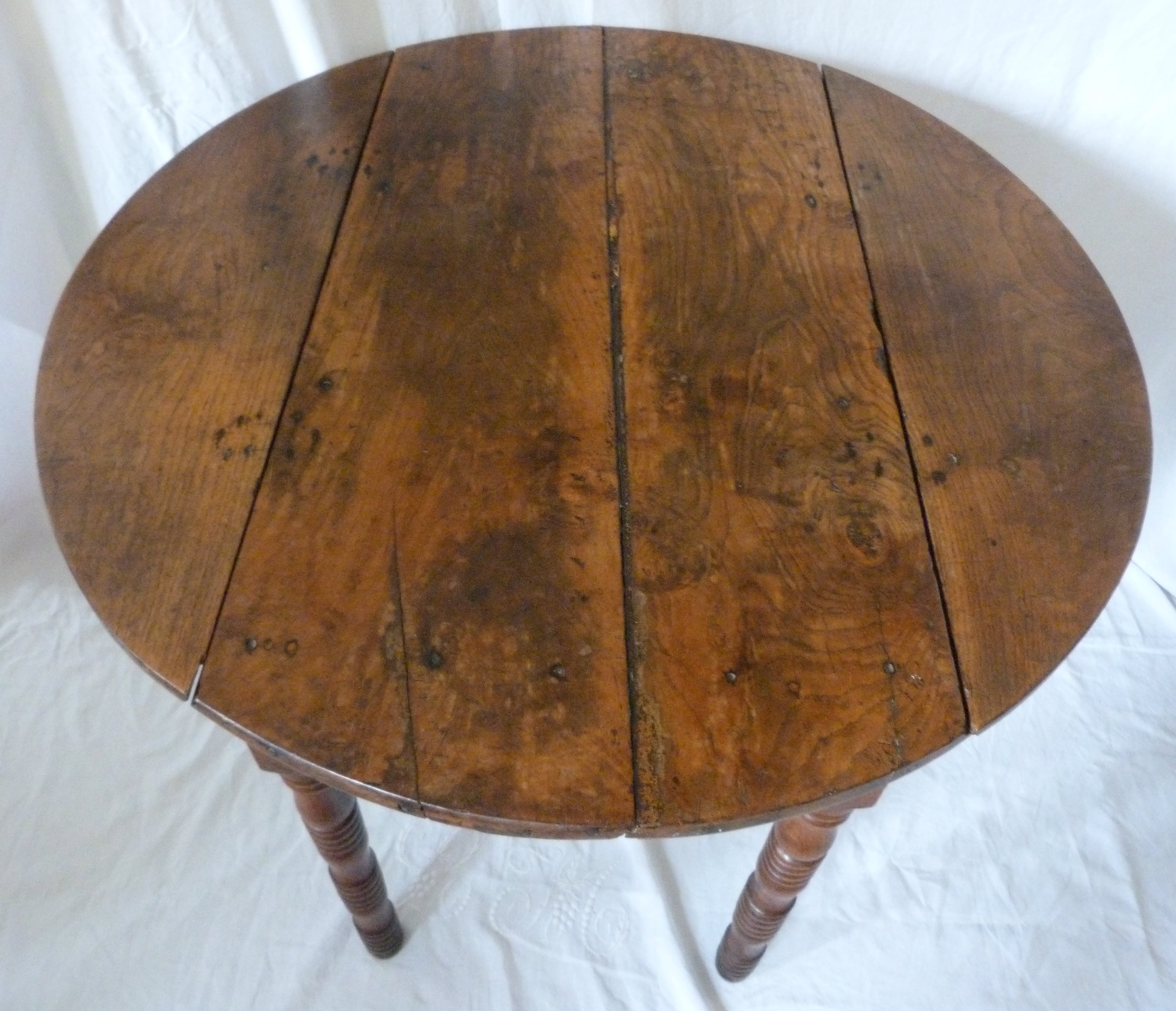 Country table, flap or flap