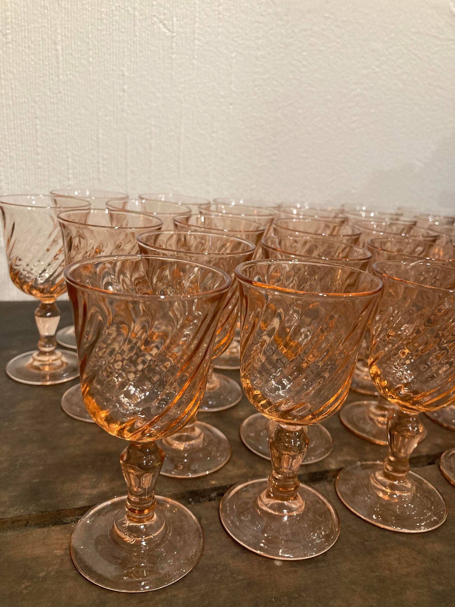 Lot de 29 verres Arcoroc modèle Rosaline