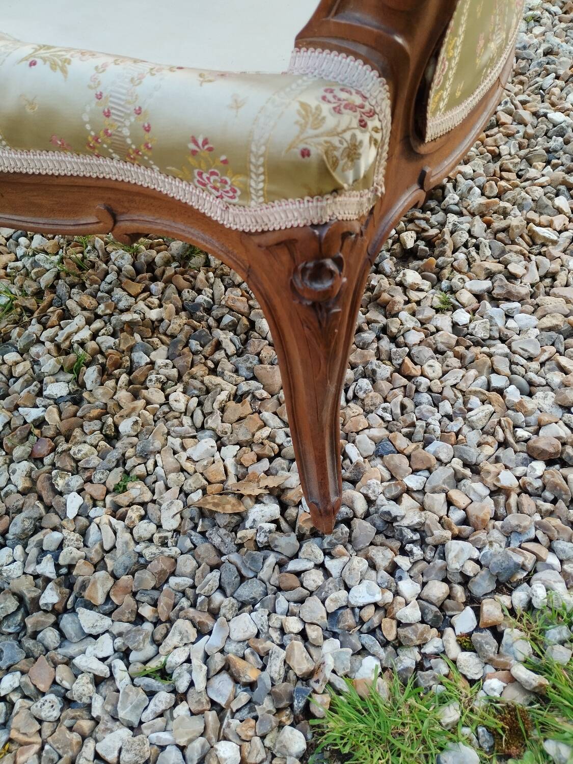 Paire de fauteuils anciens style louis xv