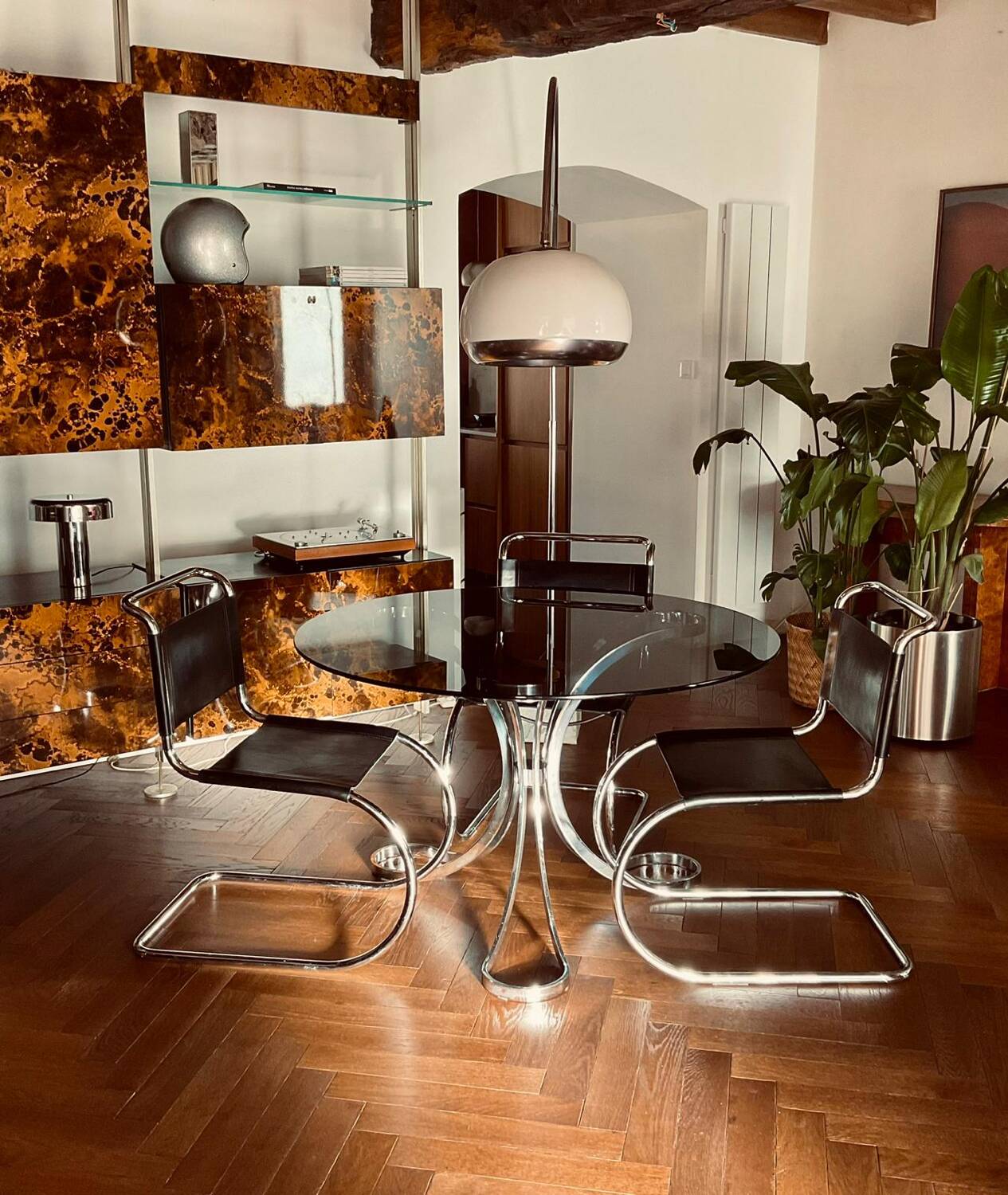 Vintage Italian design dining table from the 1970s.