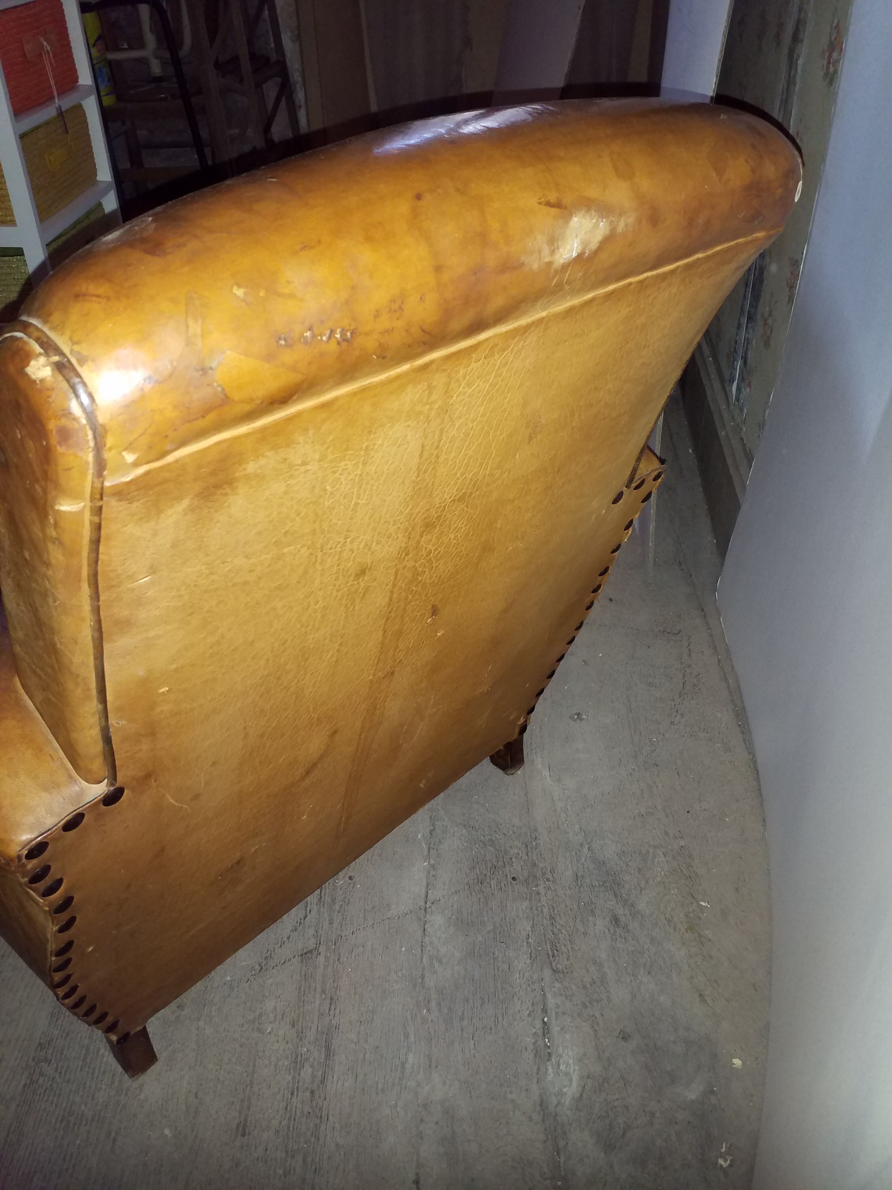 Leather club chair