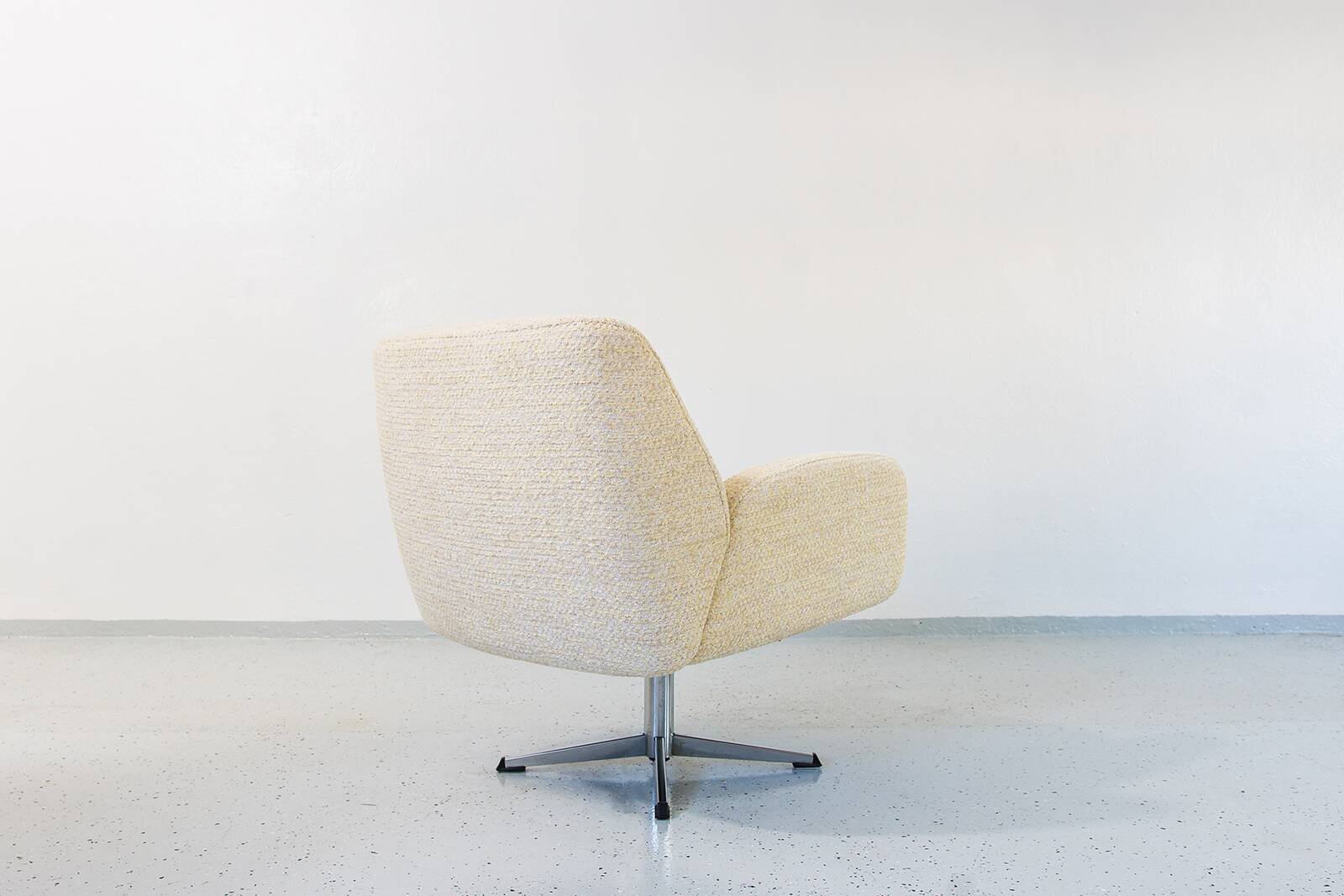 Vintage yellow Armchairs, Germany, 1970s, Set Of 2