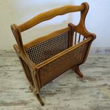 Porte revue en bois et cannage