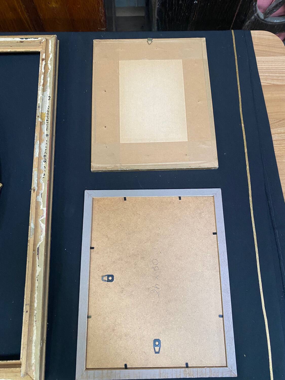 Set of 8 gilded wood or resin or vintage brass frames