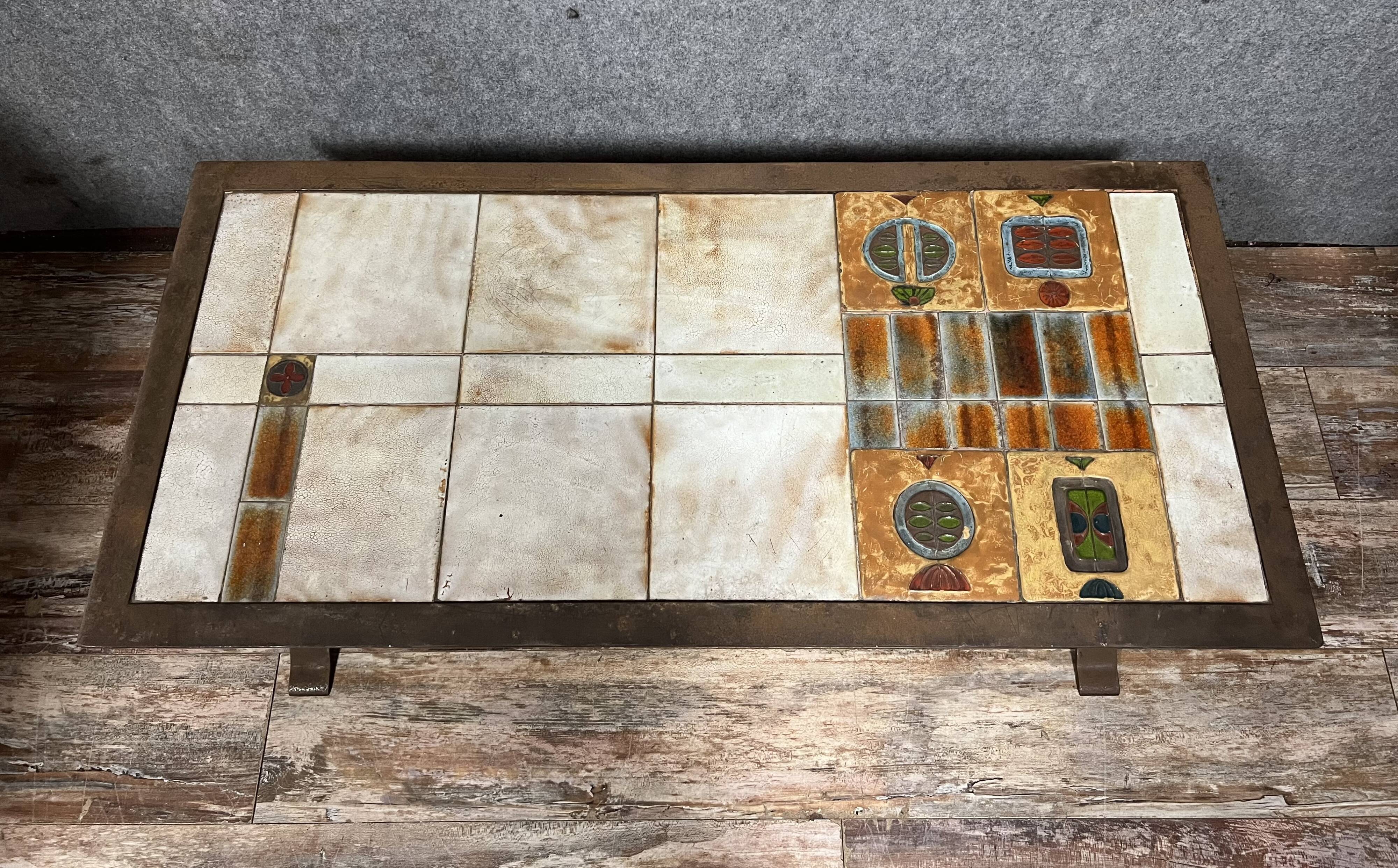 Scandinavian coffee table from the 60s and metal and ceramics