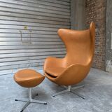 Restored Arne Jacobsen Egg armchair and ottoman for Fritz Hansen, 1960s