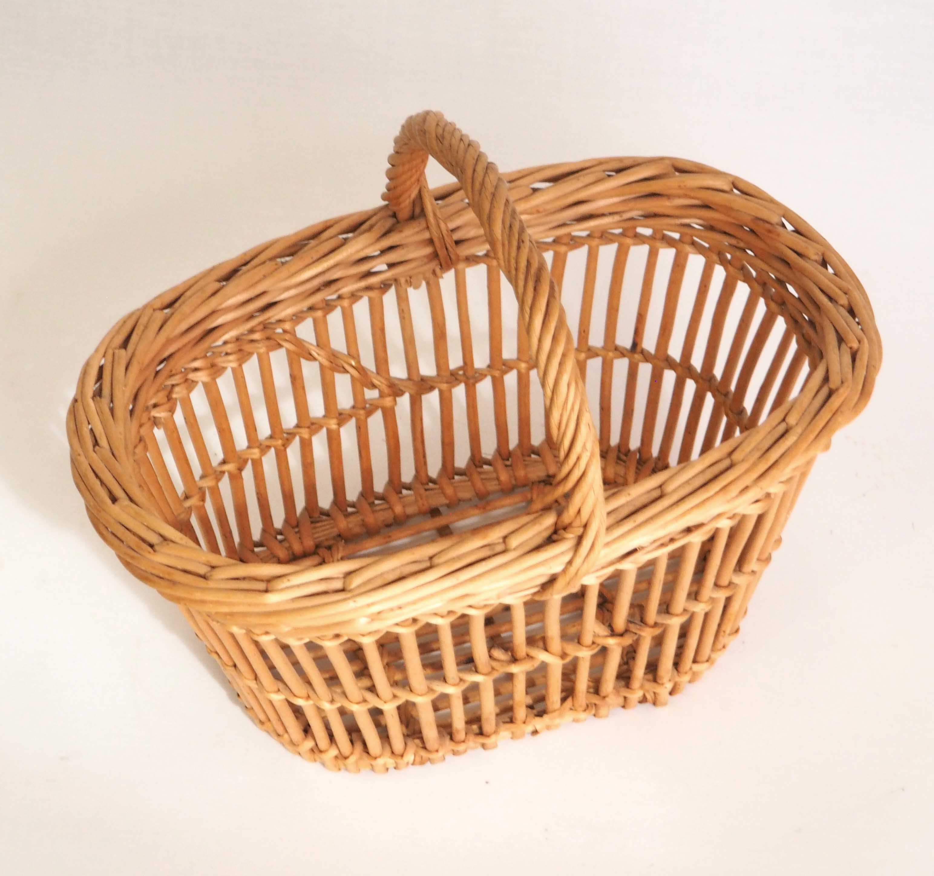 Small light rattan basket