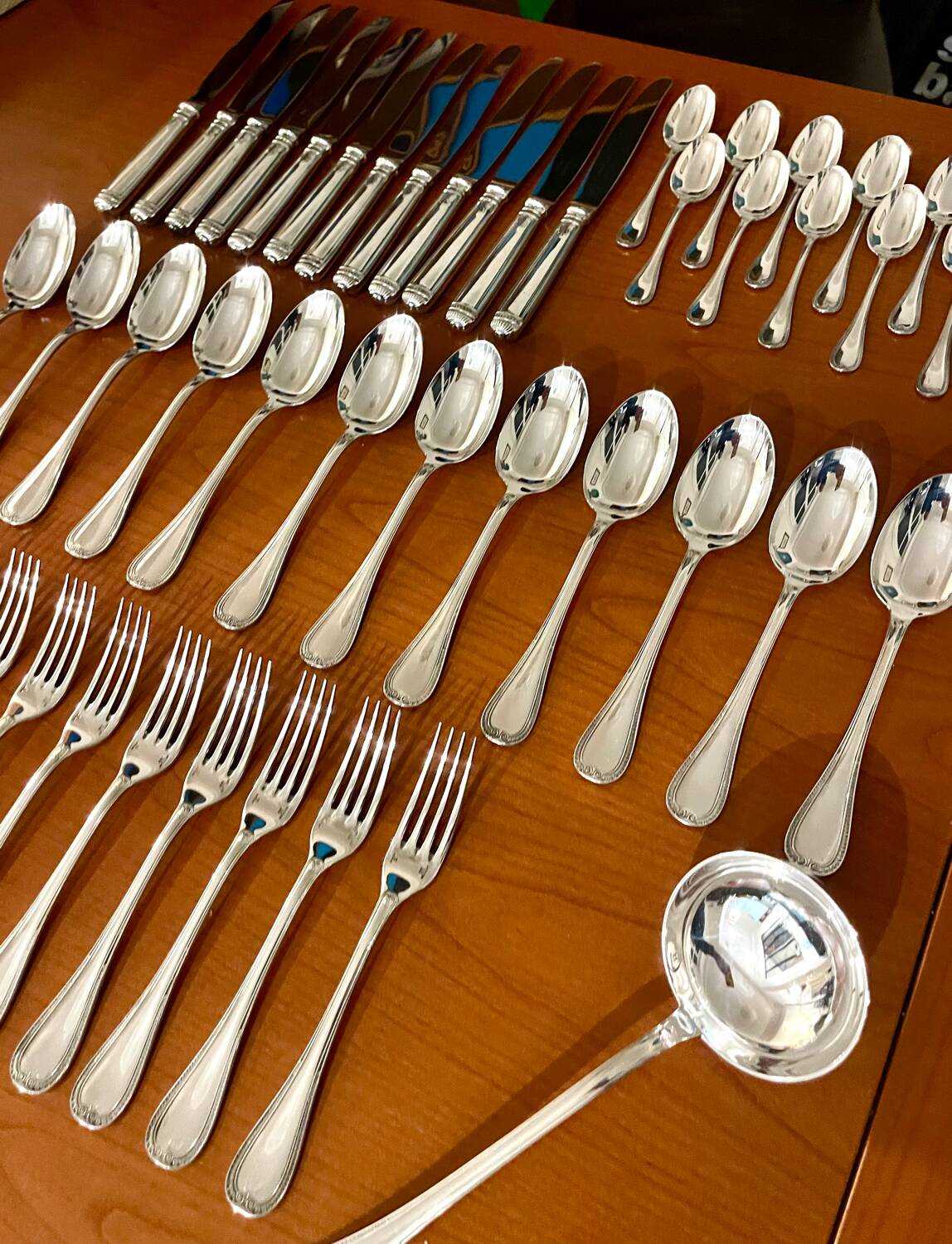 Christofle malmaison ménagère 49 pièces état proche du neuf