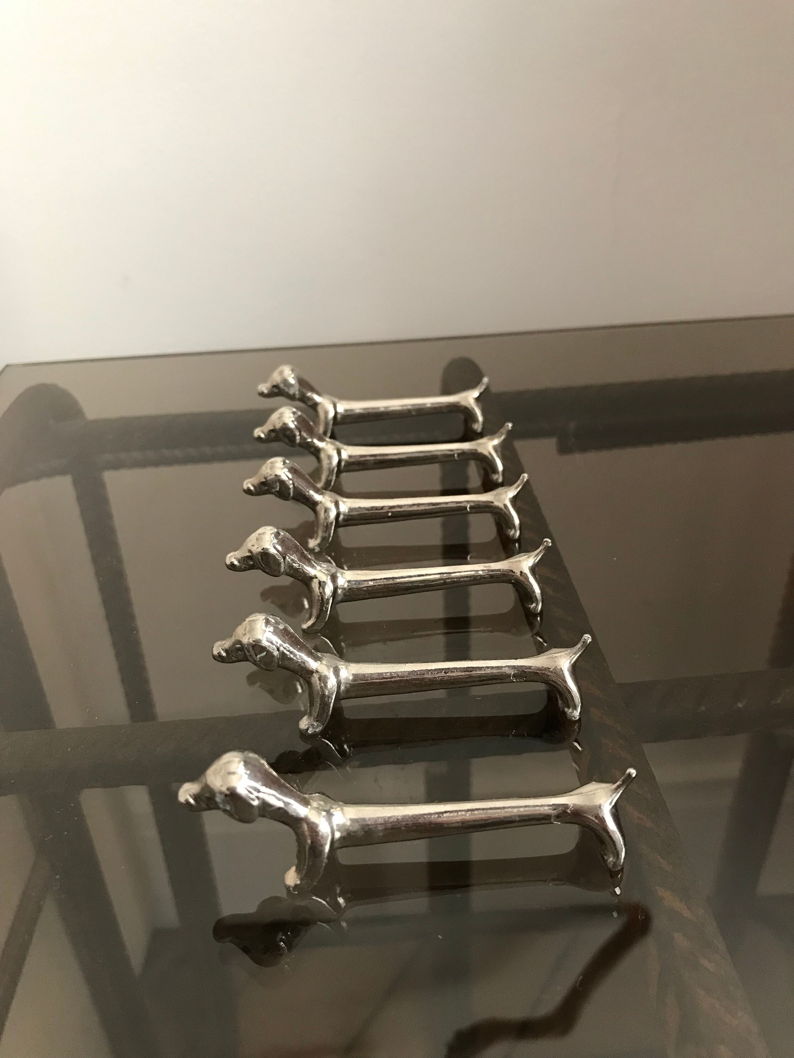 Basset knife holder in silver metal