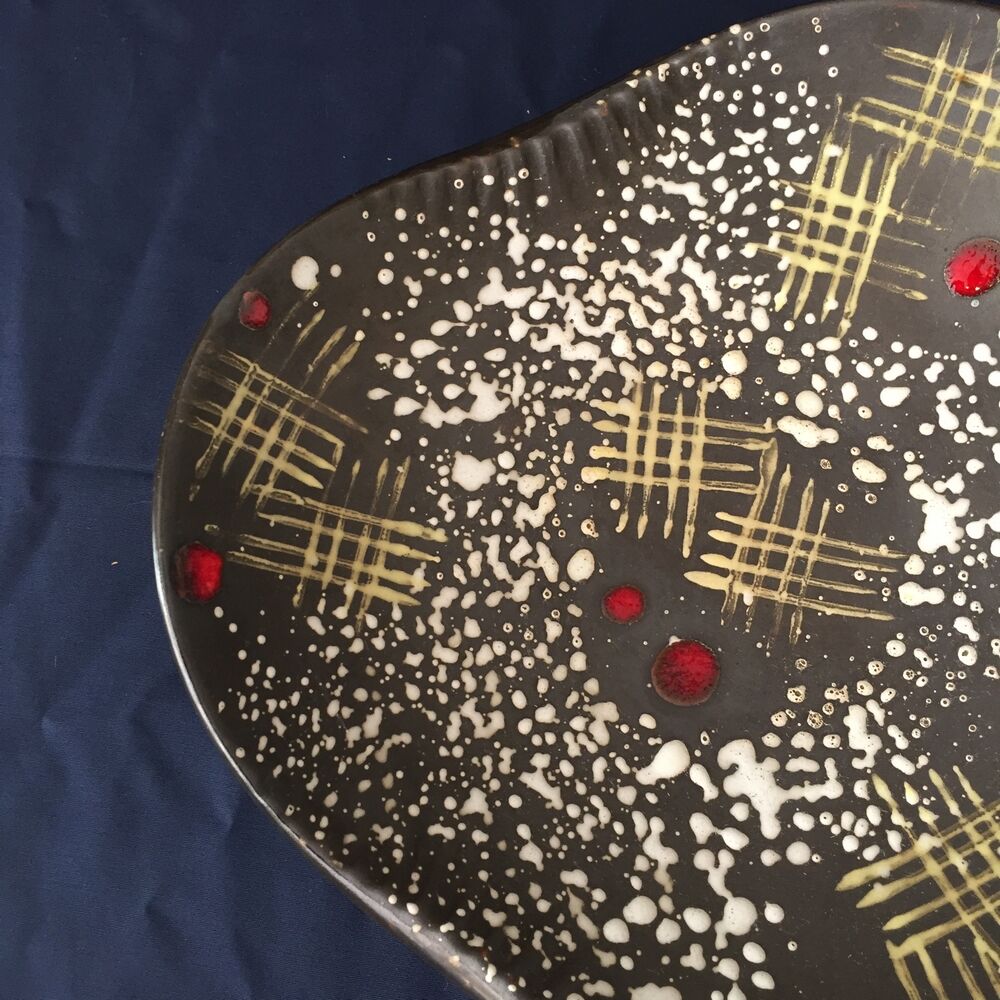 Fruit cup or pouch in vintage ceramic west-germany