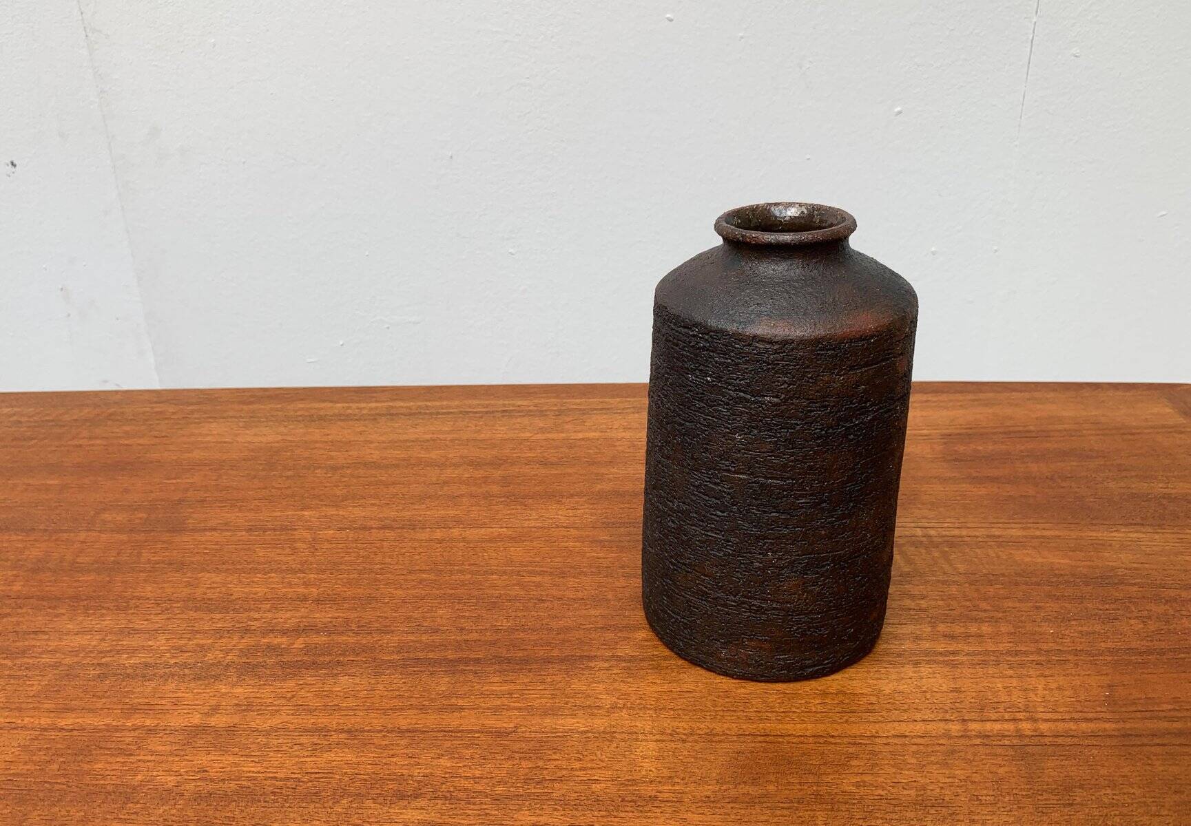 Brutalist vase from the mid-century German studio pottery by Gerhard Liebenthron, 1974.