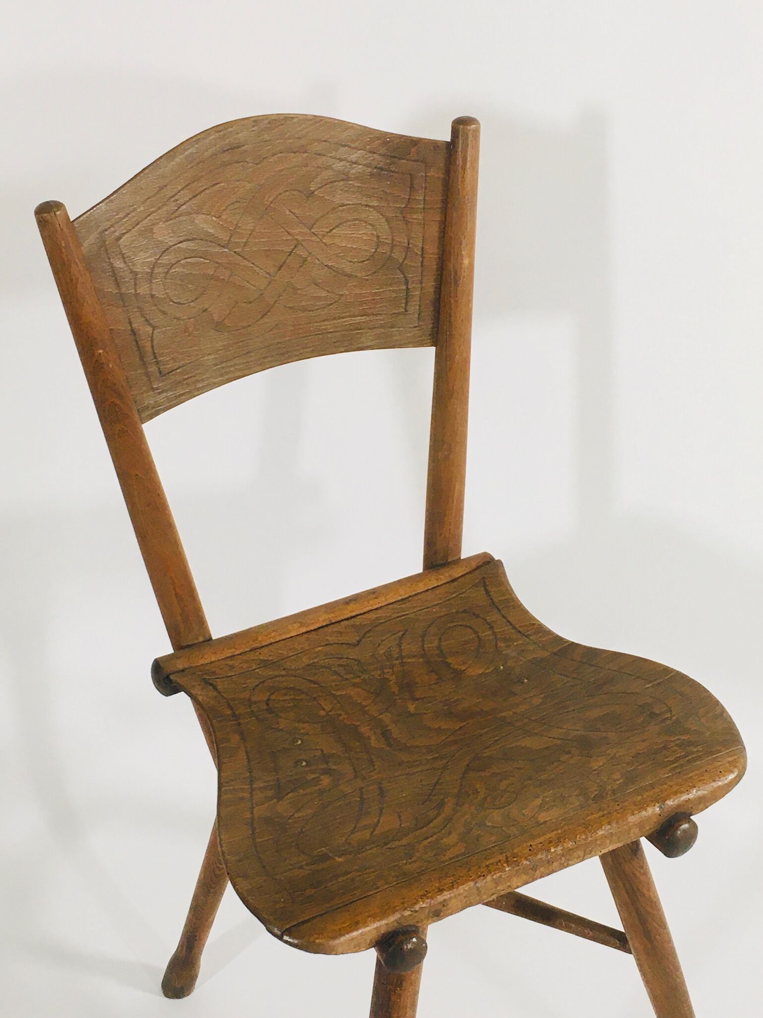Old Thonet chair from the 1920s