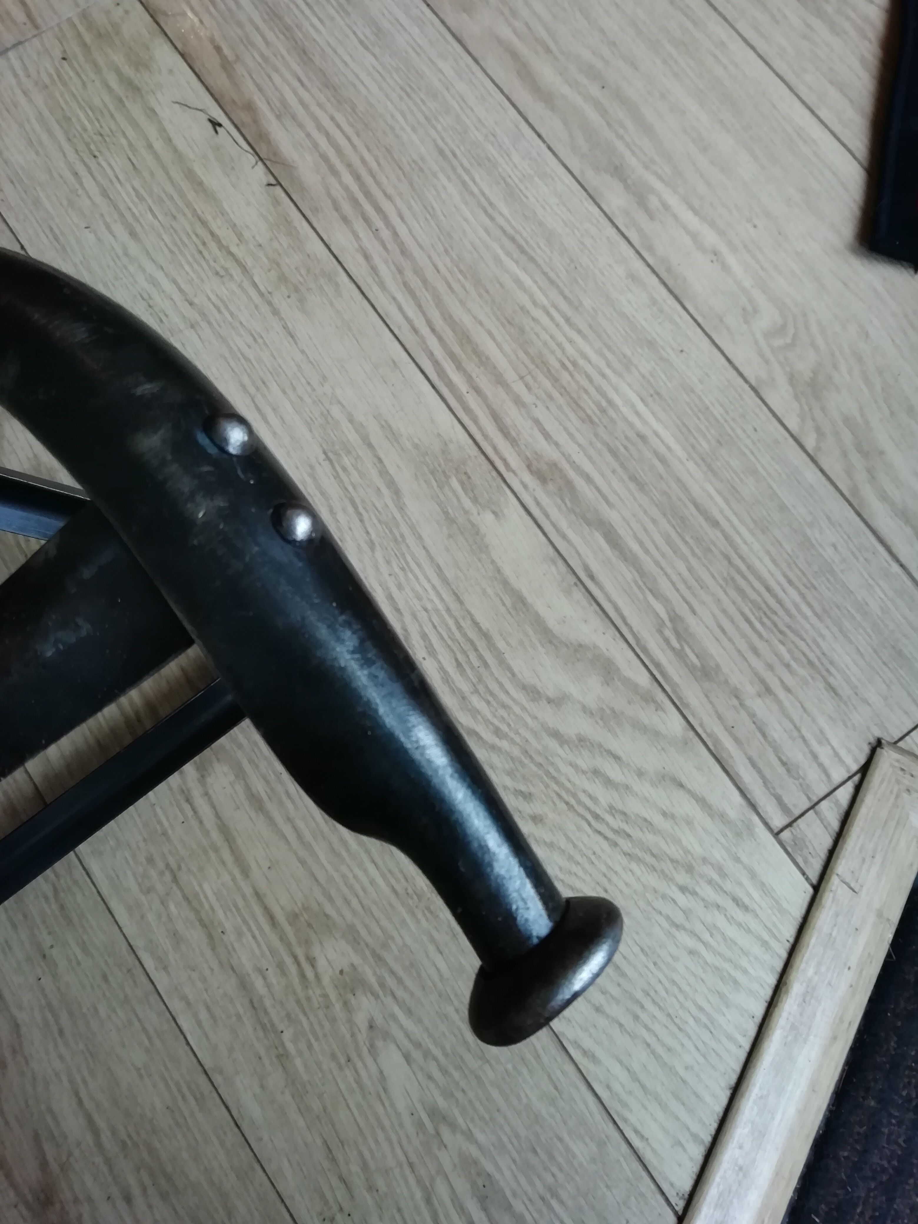 Chaise Nicolle "queue de baleine"
