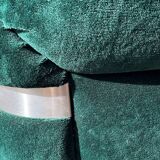 Fauteuil en velours vert "spage age" par Beka, 1970