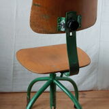 Swivel and telescopic workshop chair