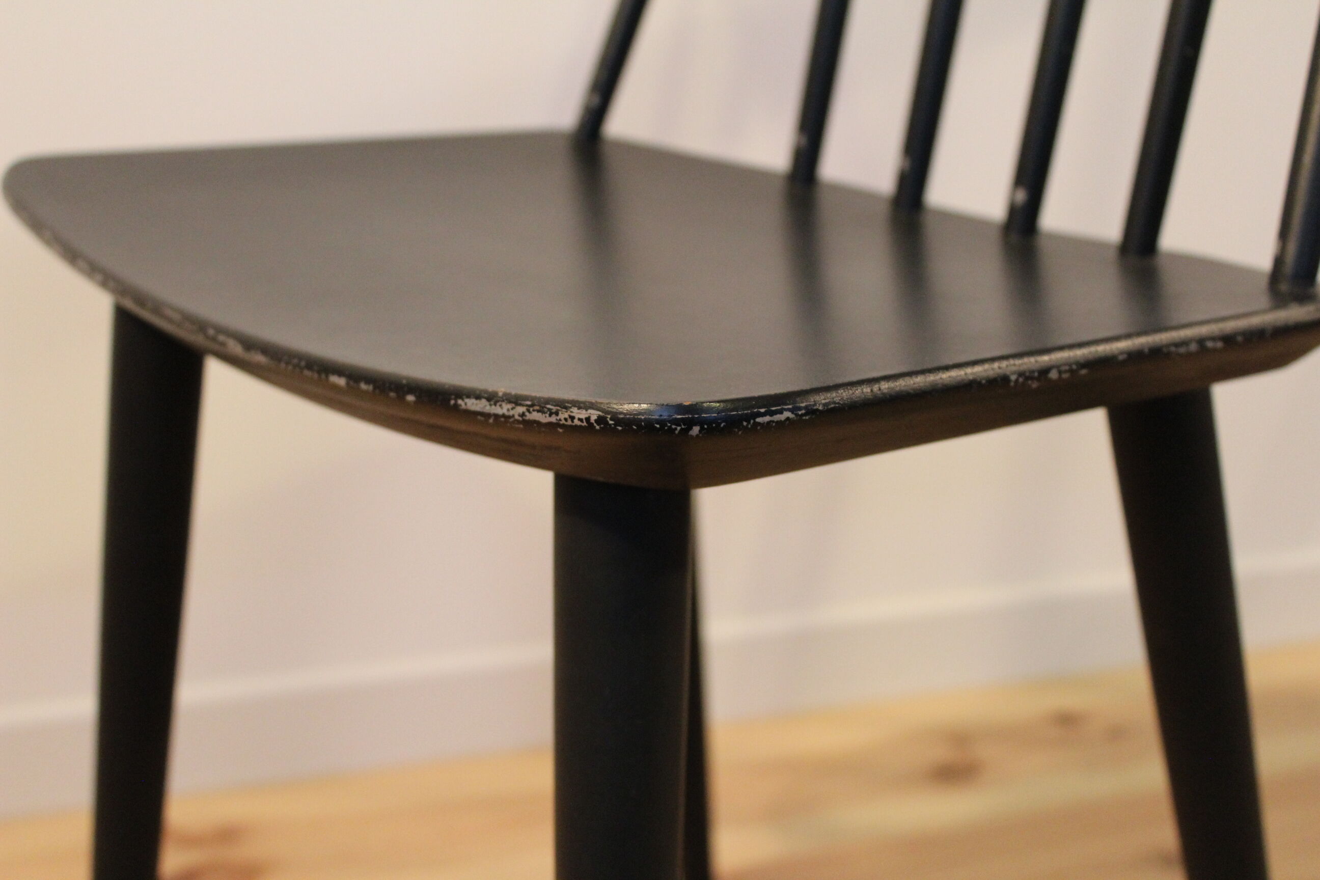 Vintage Scandinavian d77 of Folke Palsson chairs