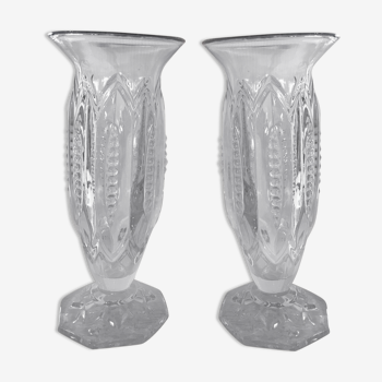 Paire de vases en verre moulé Art déco