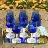 8 verres a porto ou apéritif en verre bleu cobalt et base transparente vintage