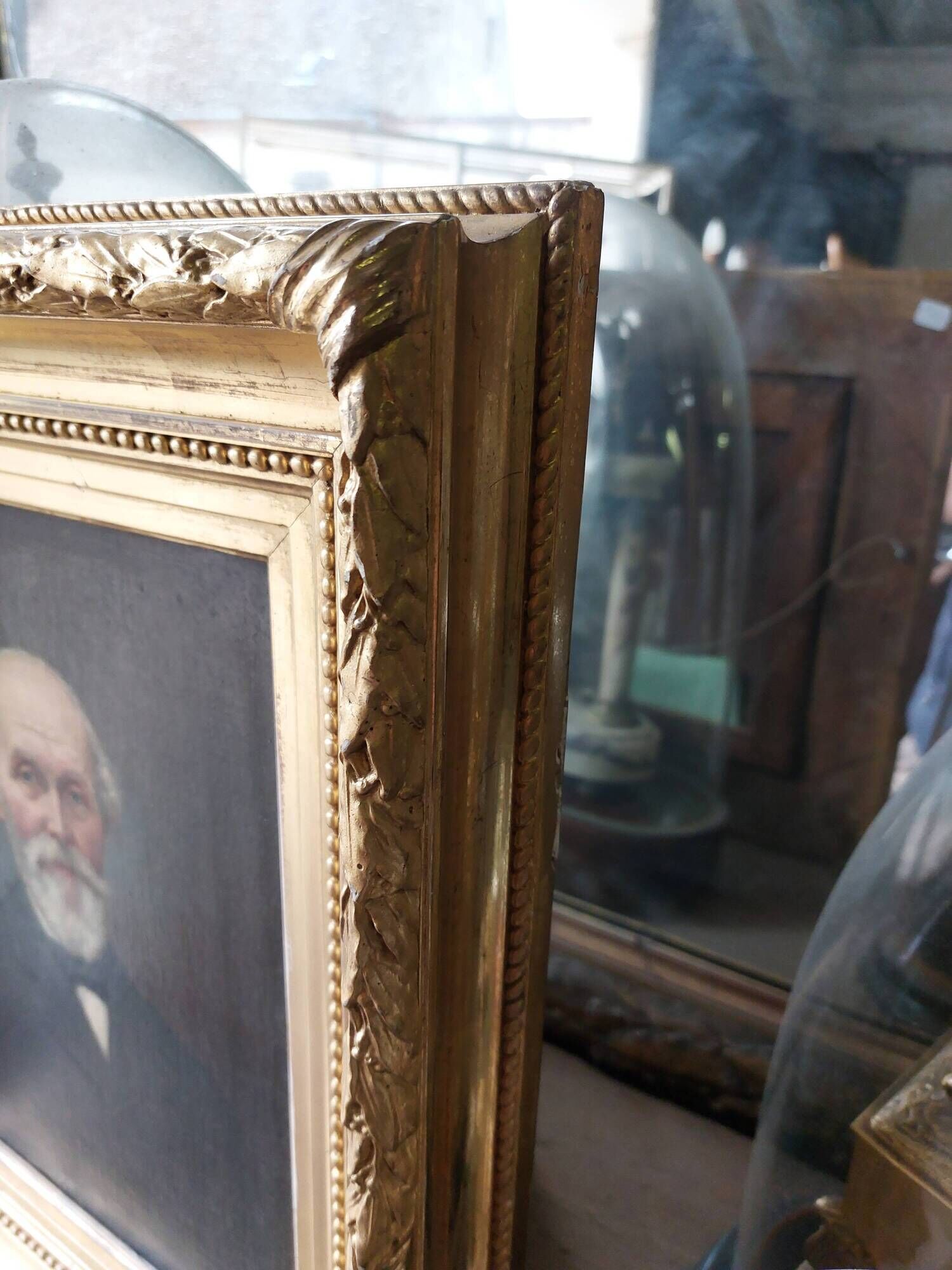 Painting Portrait of an ancient man 19th with gilded wooden frame