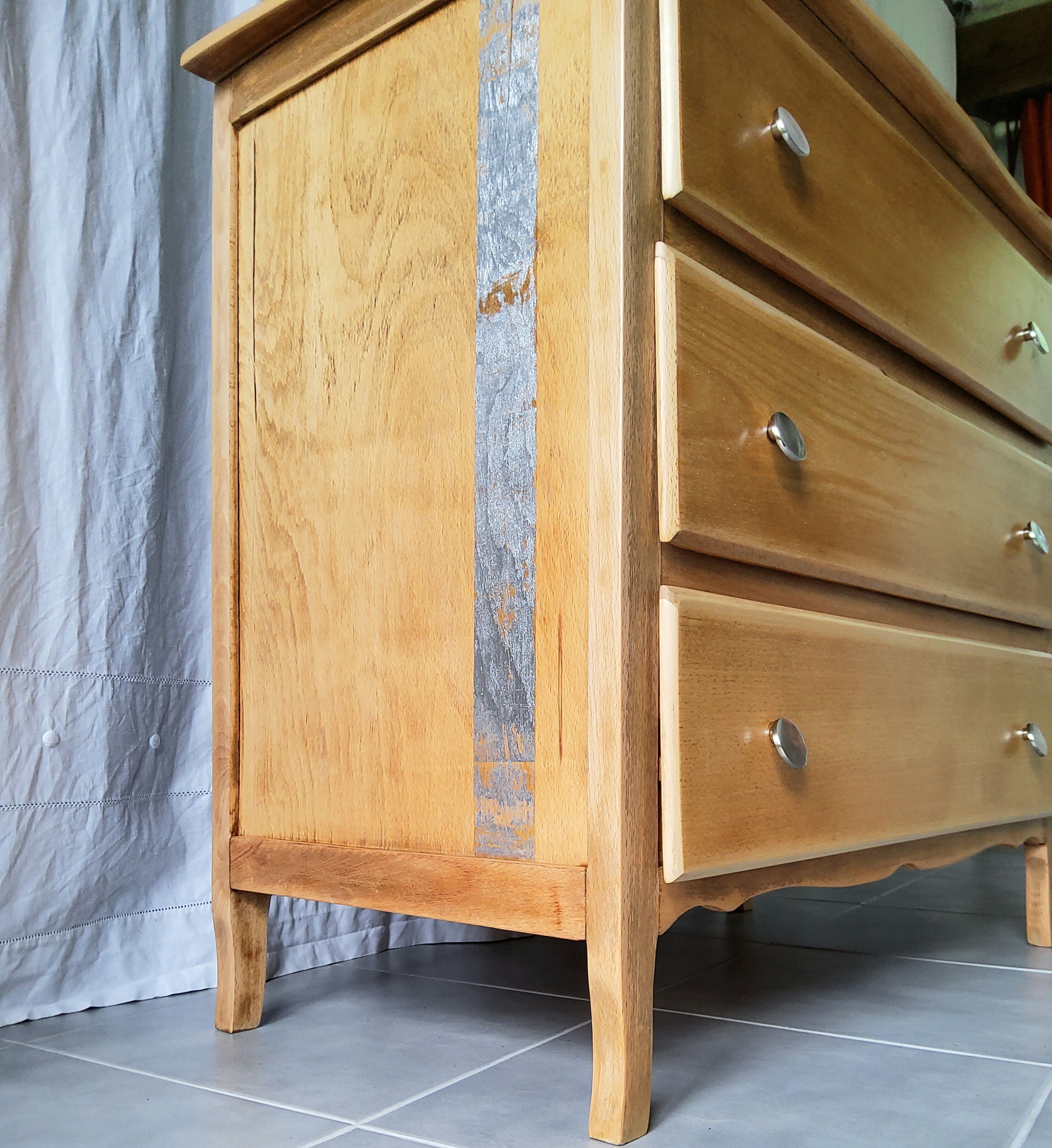 Commode vintage