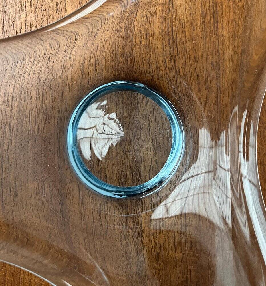 Danish glass bowl from the mid-century by Per Lütken for Holmegaard, 1960s.