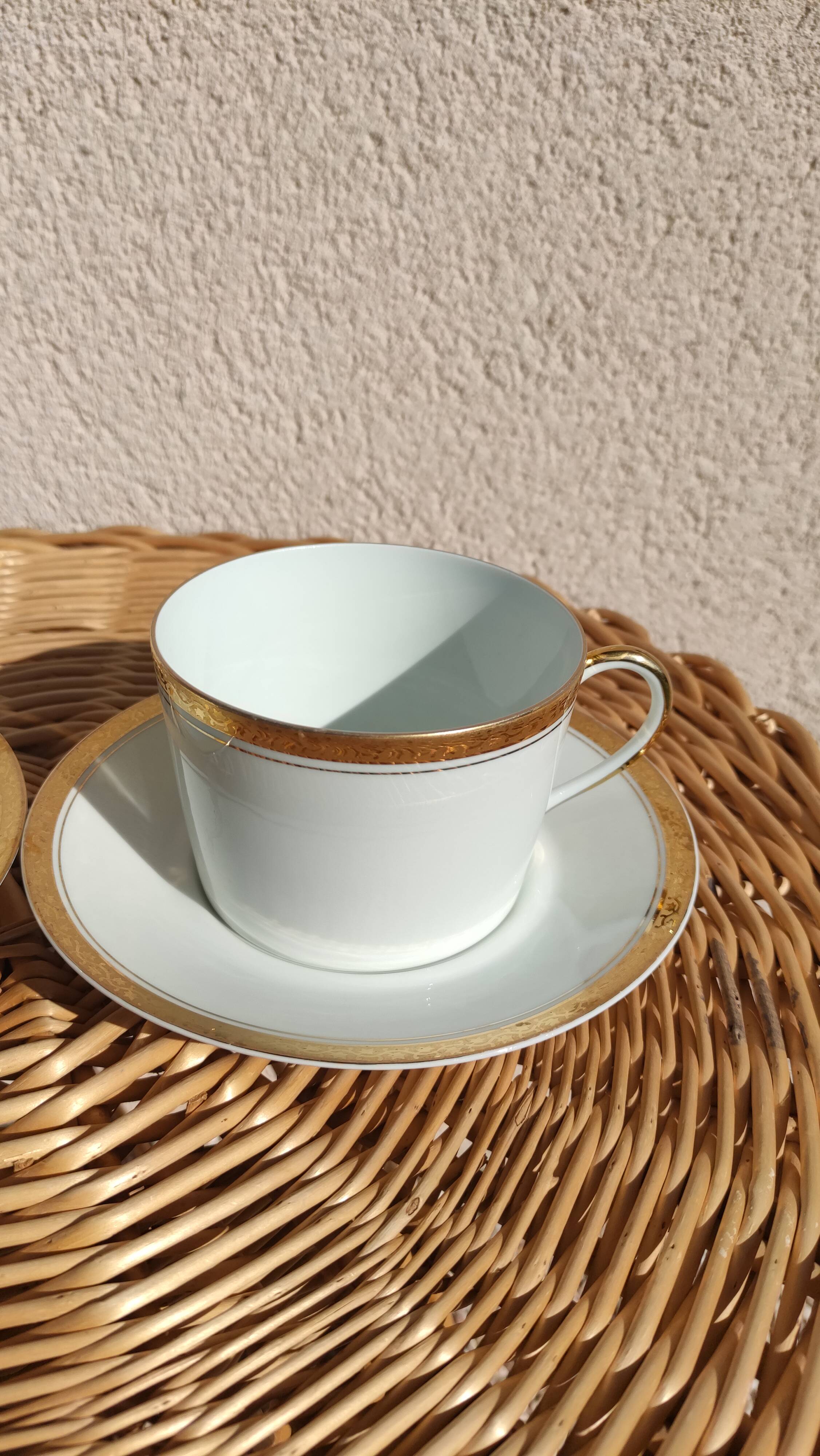 Duo of porcelain tea cups