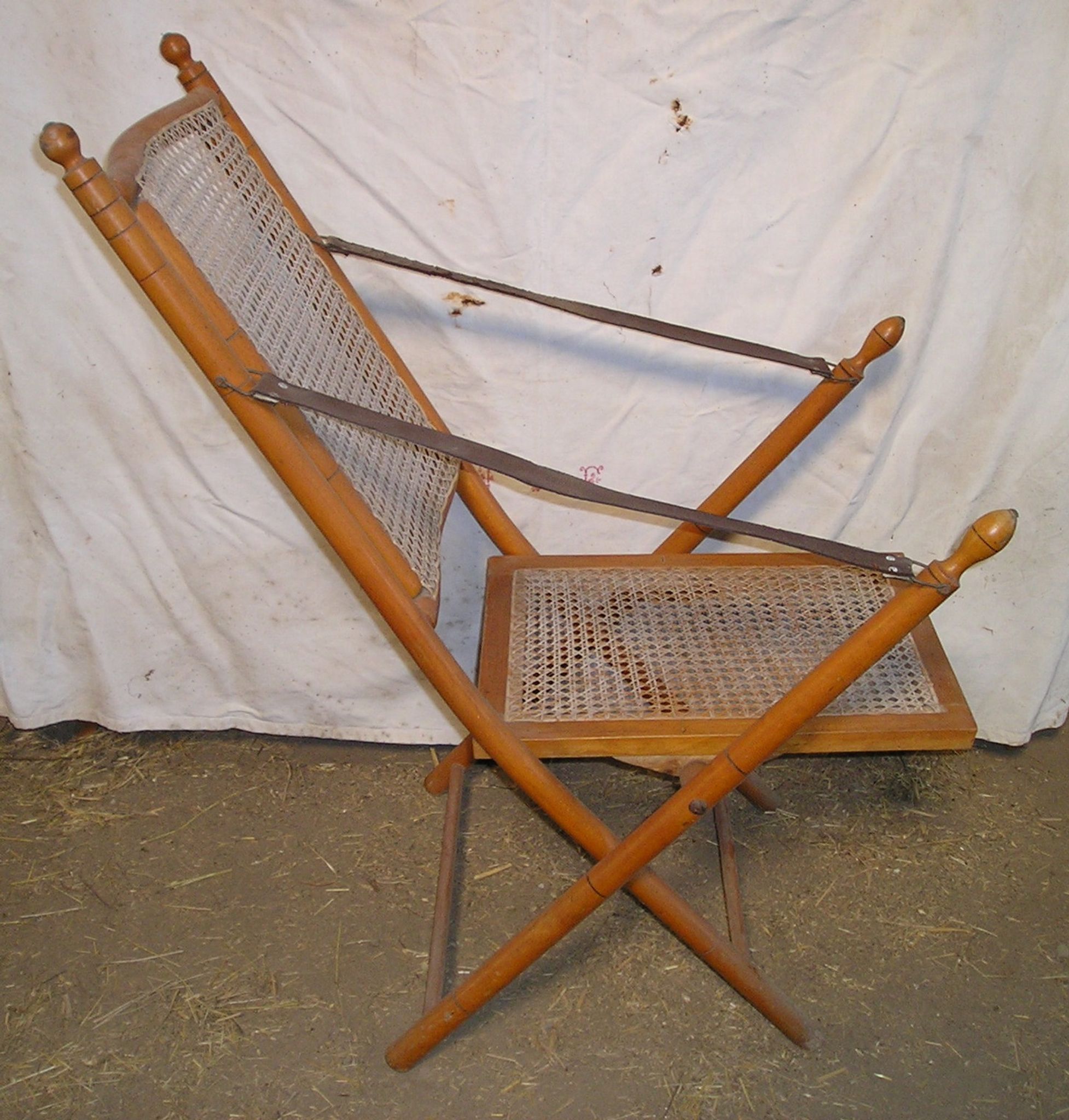 Fauteuil canné pliant début XX