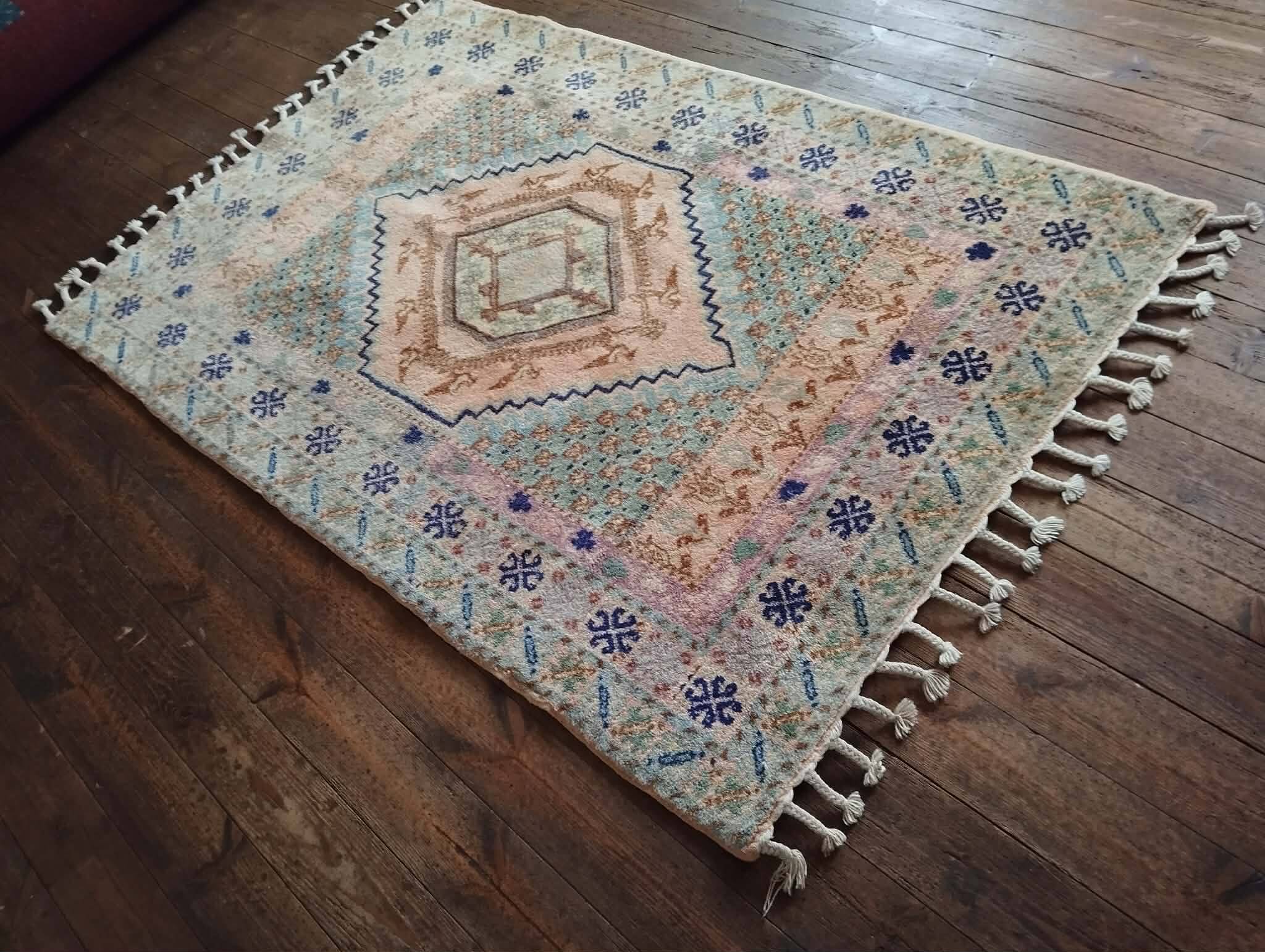 Handmade Berber rug Rabat 176x117