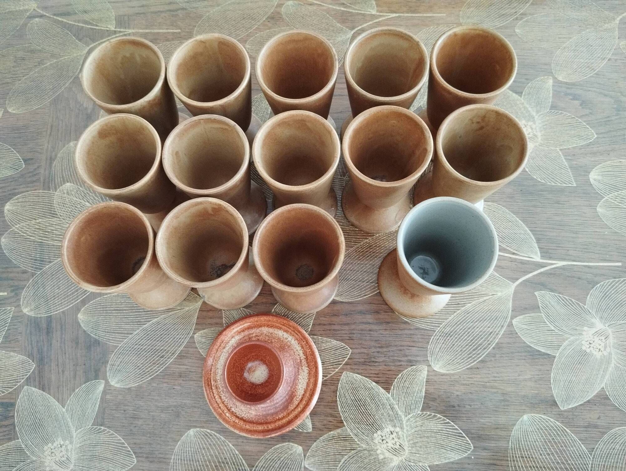 Set of stoneware dishes