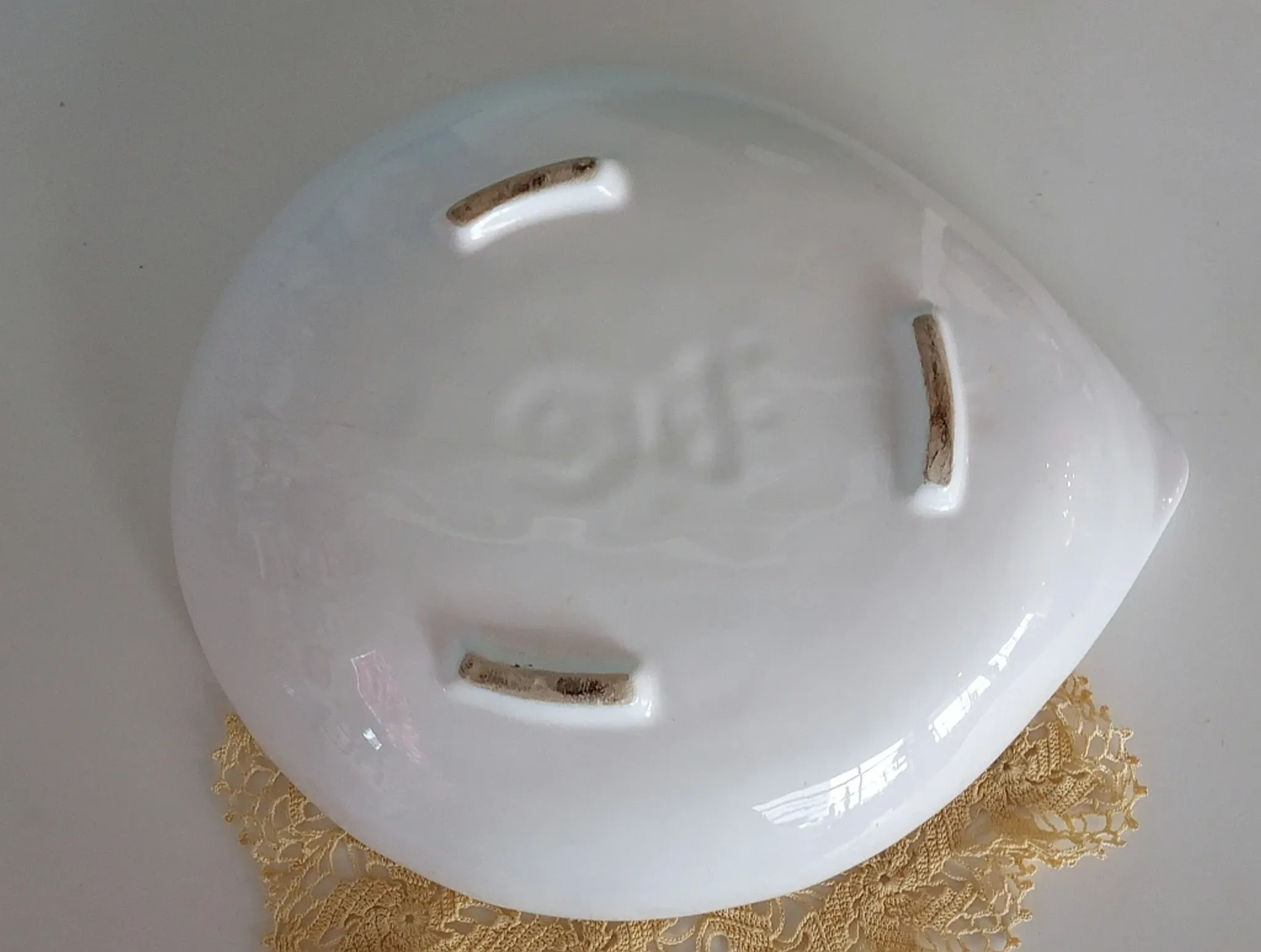 Vintage Portuguese Majolica Shell Dish with Fern Leaf