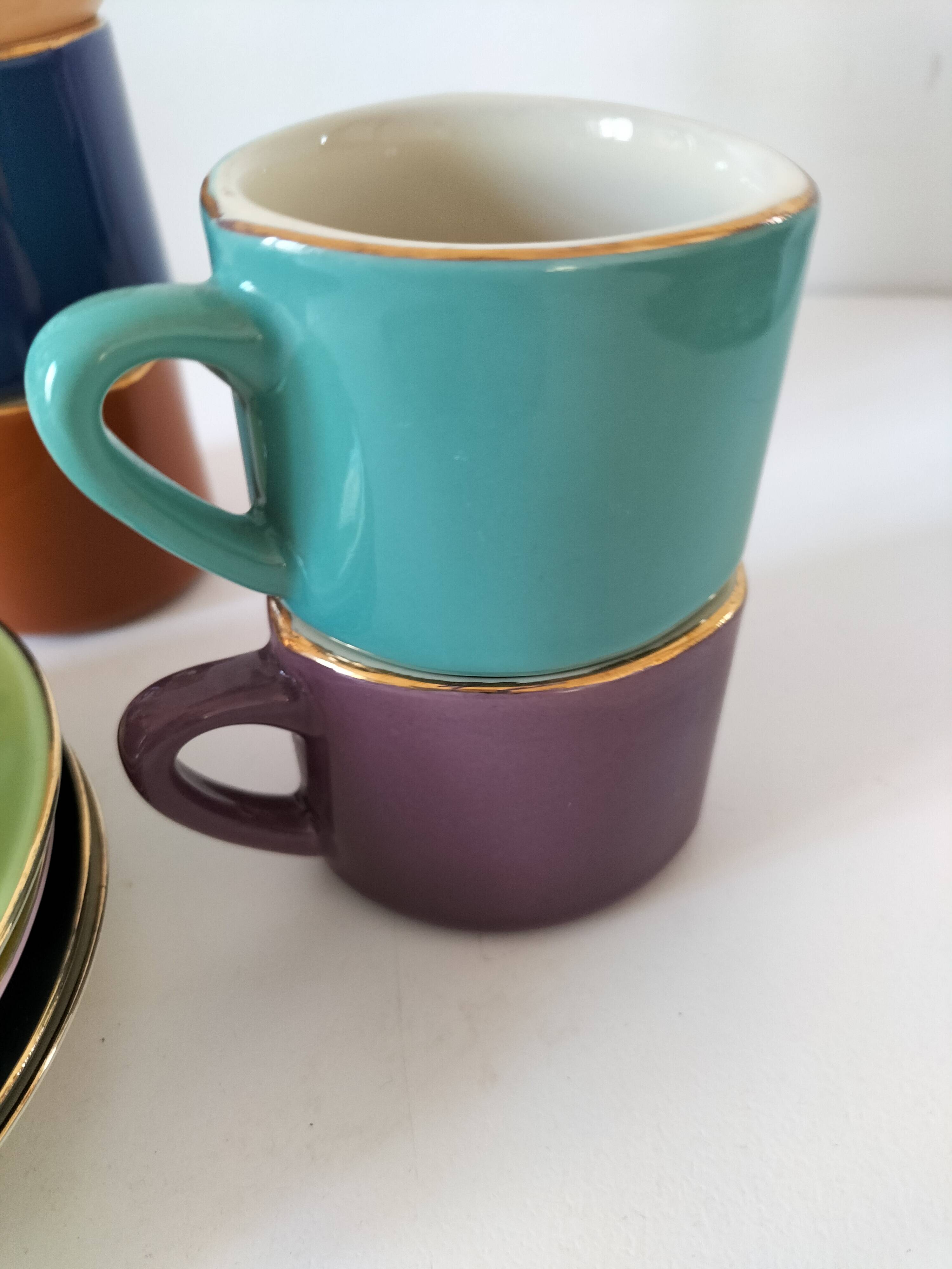Vintage multicoloured triangular espresso set