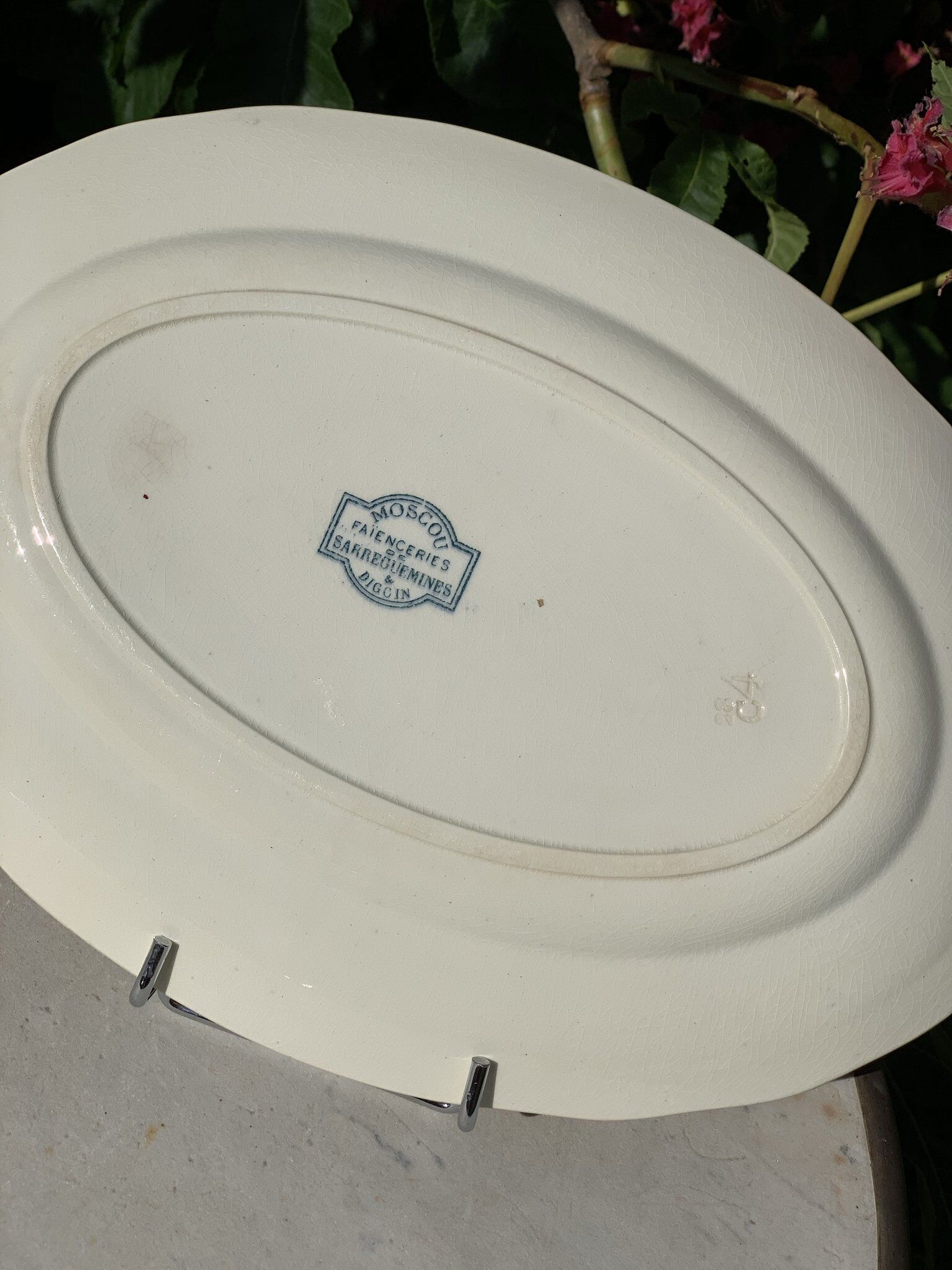 Old earthenware oblong dish, Sarreguemines service Moscow 1900-1925