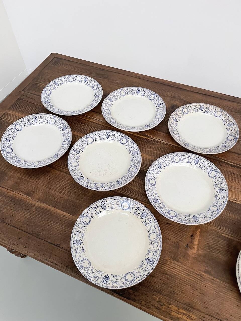 Set of 23 pieces of Marie Louise ironstone service