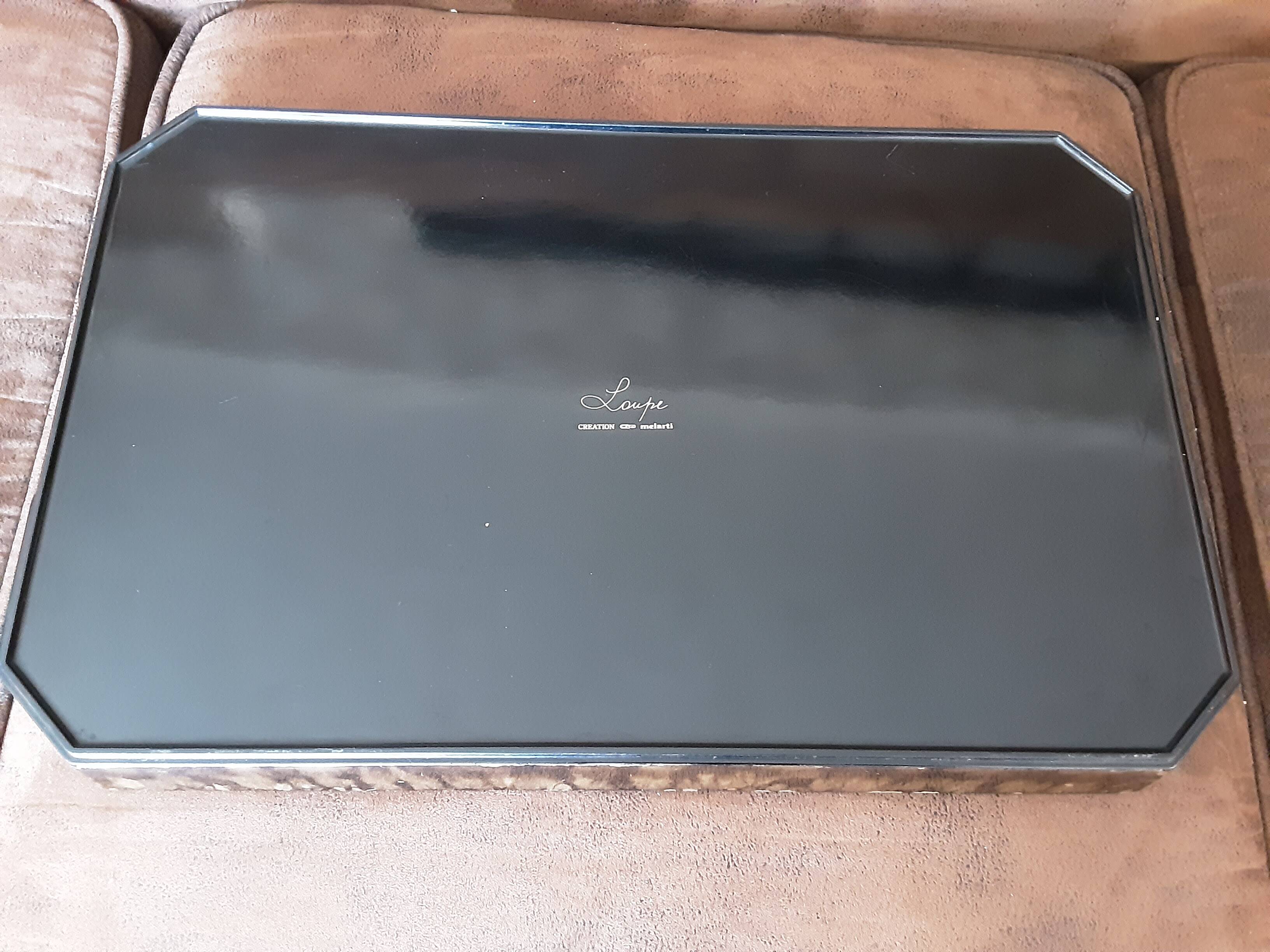 Melarti Magnifying Glass Tray