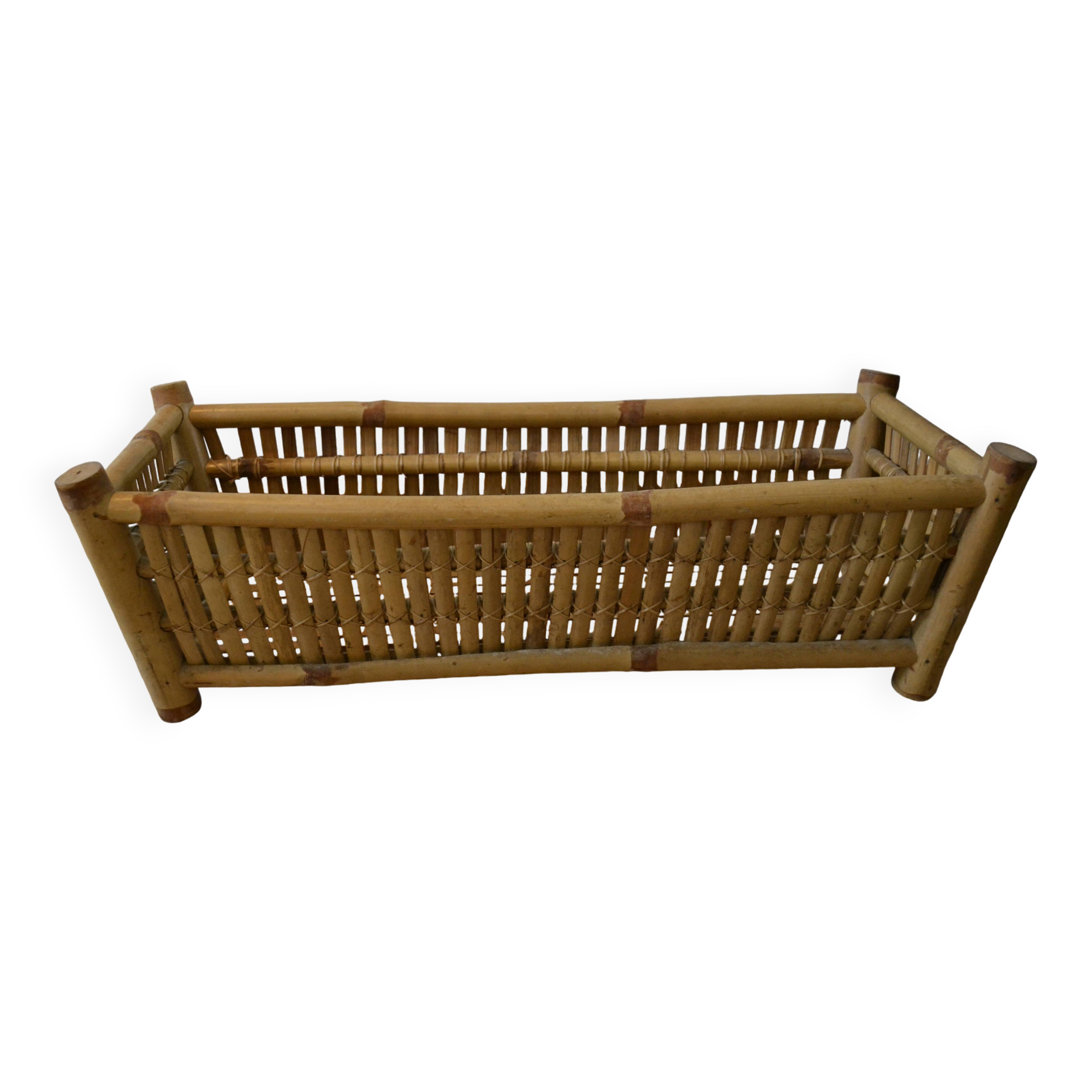 rattan planter