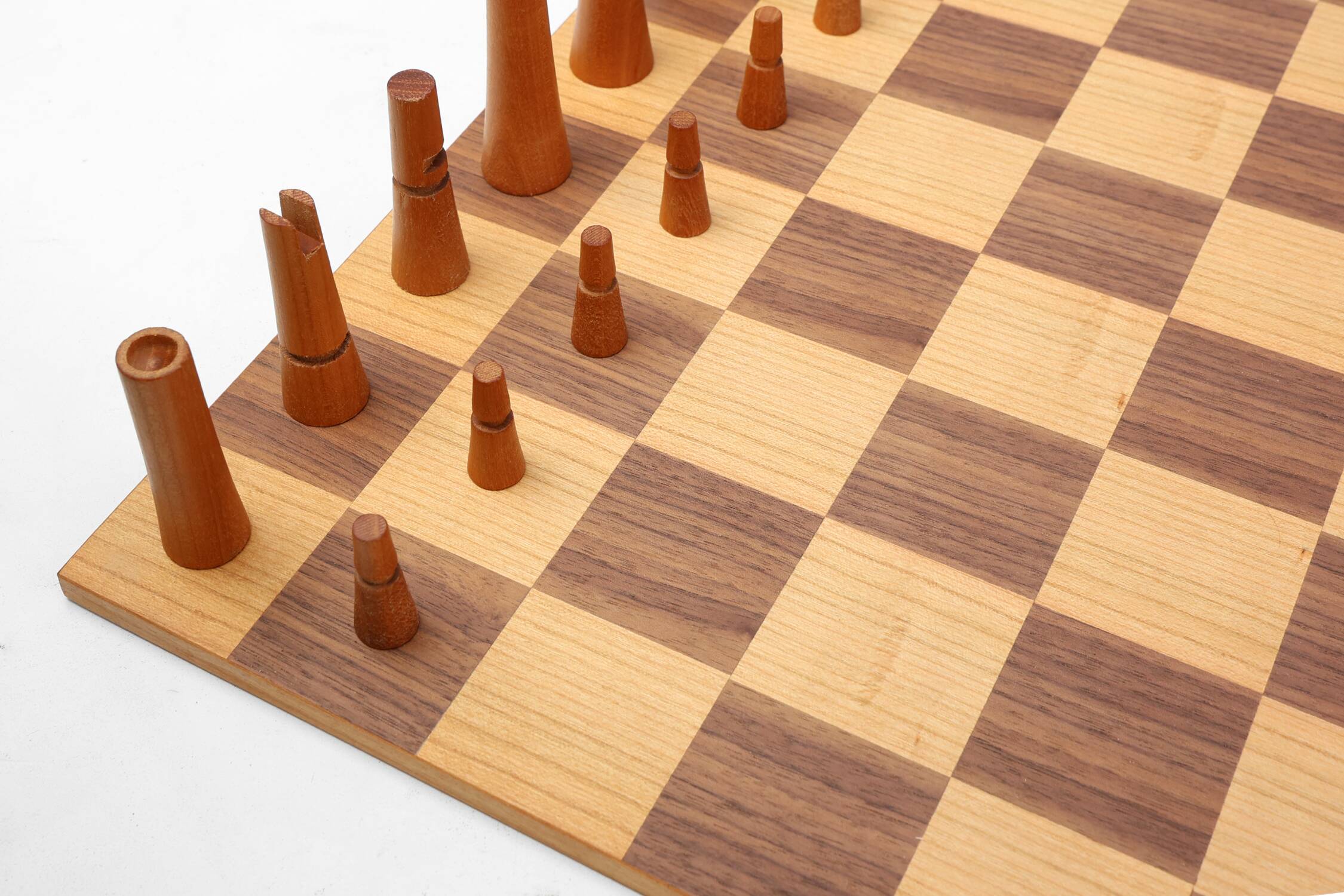 De Coene Chess Set With Original Box Attr. to Christophe Gevers, Belgium