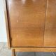 Armoire en bois vintage