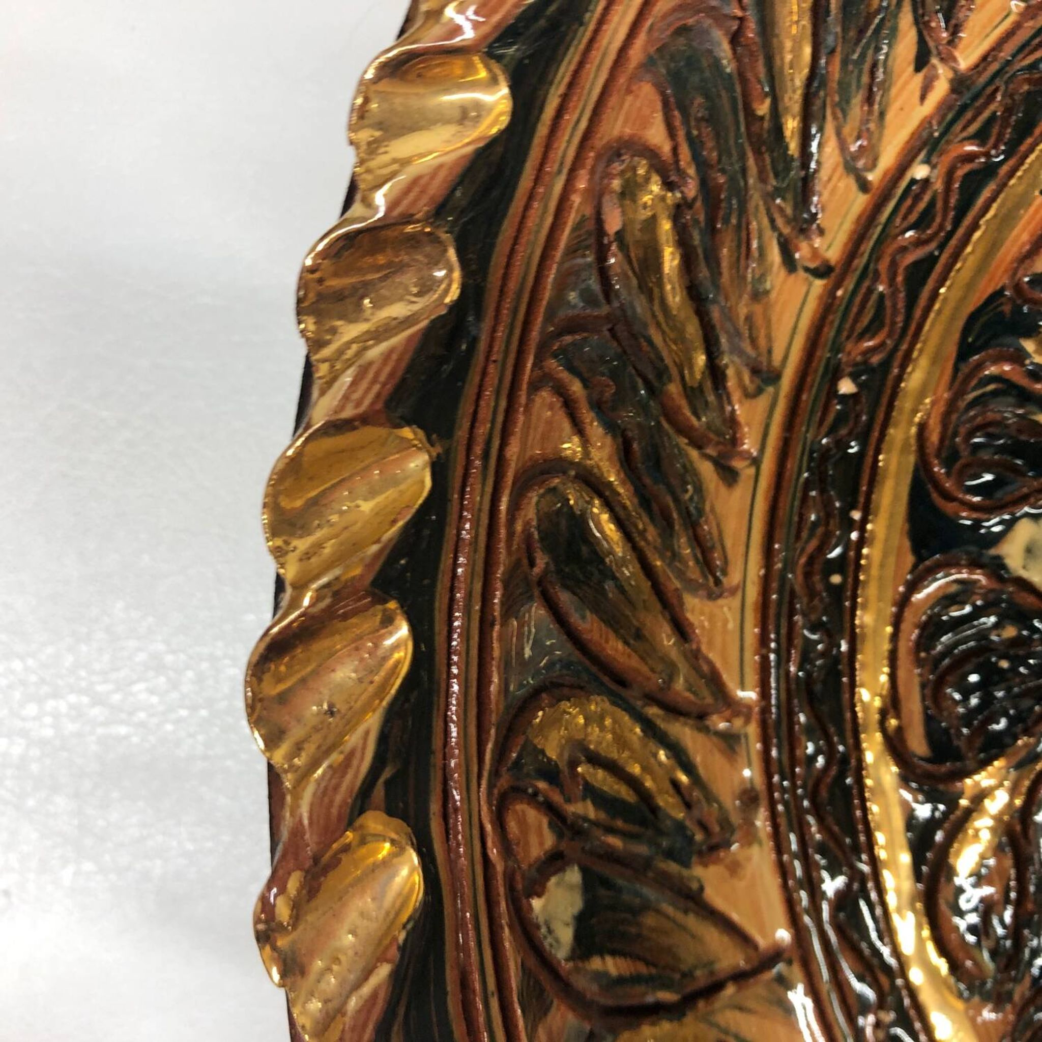 Plat en céramique de Nimy par Georges Destrebecq