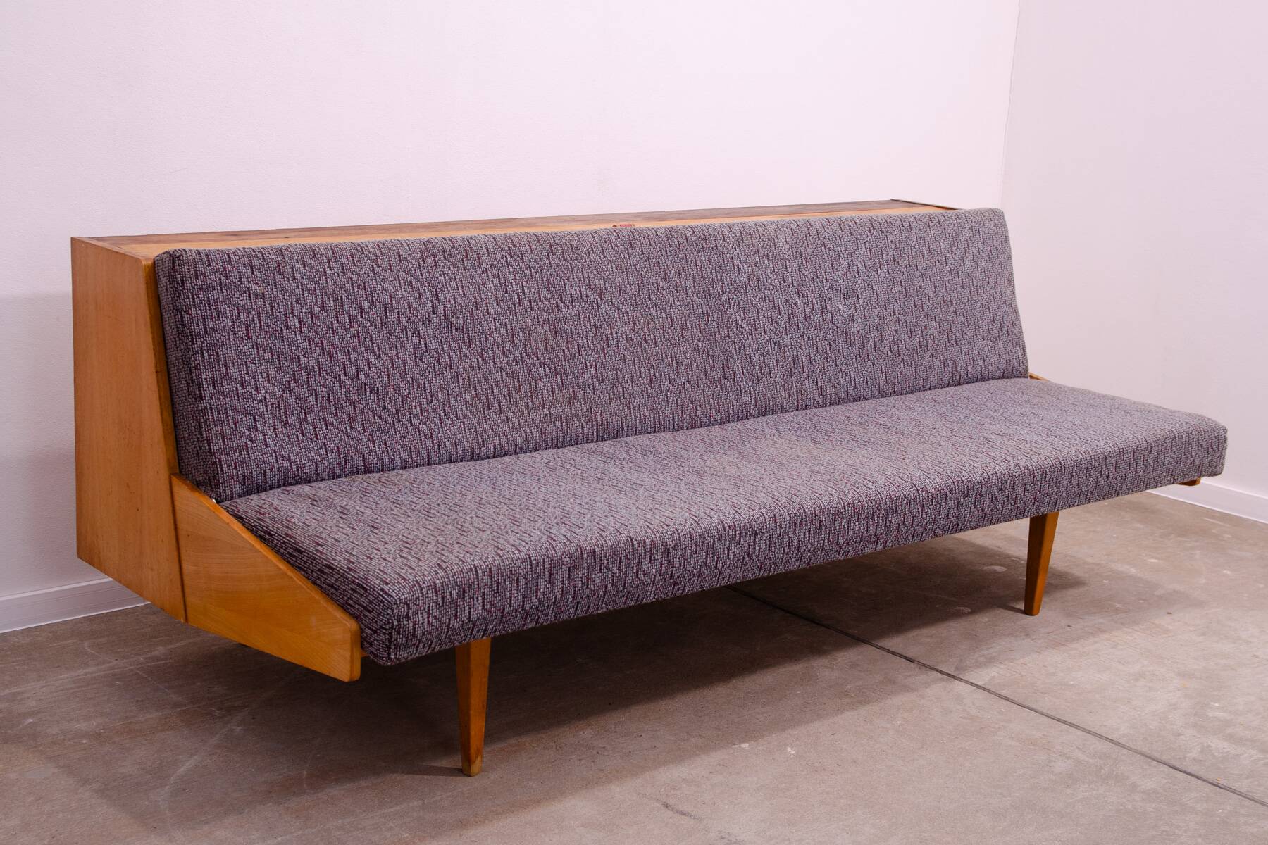 Canapé-lit pliant vintage par Tatra Nabytok, 1970, Tchécoslovaquie