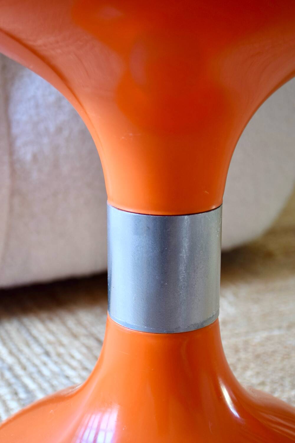Tabouret Space Age orange dans le style Robur Sgabello Americano