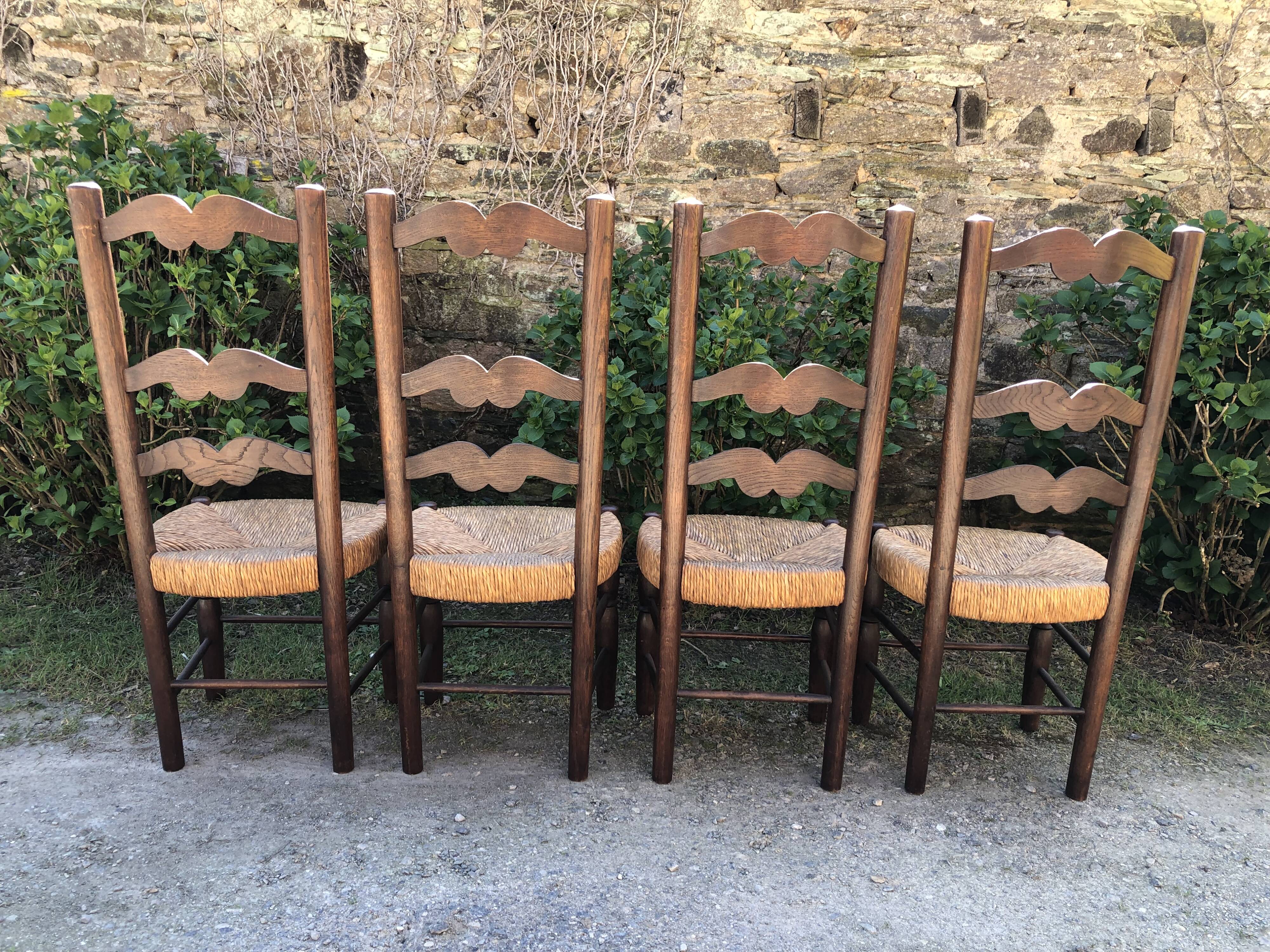 Chaises vintage paillées en chêne massif