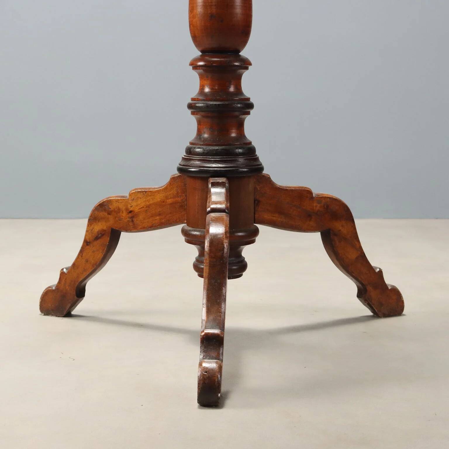 Antique coat rack in lime wood stained walnut, Italy, 19th century.
