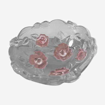 Glass cup engraved with flowers