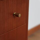 Small Scandinavian row