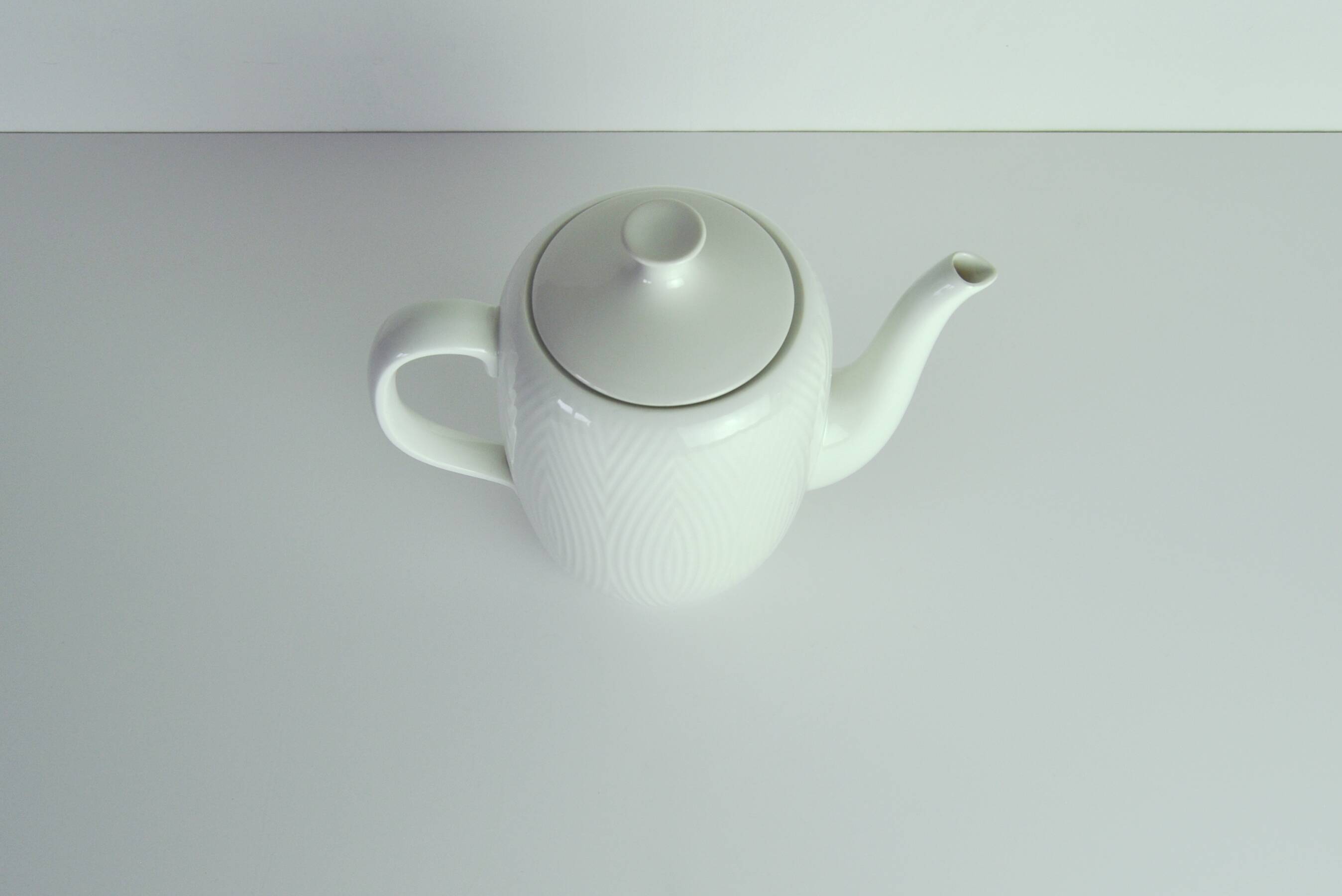 Axel Salto, Porcelain Coffee Pot for Royal Copenhagen, 1956