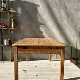 Pine table
