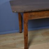 Chestnut farmhouse table, 8 to 10 covers – late 19th century